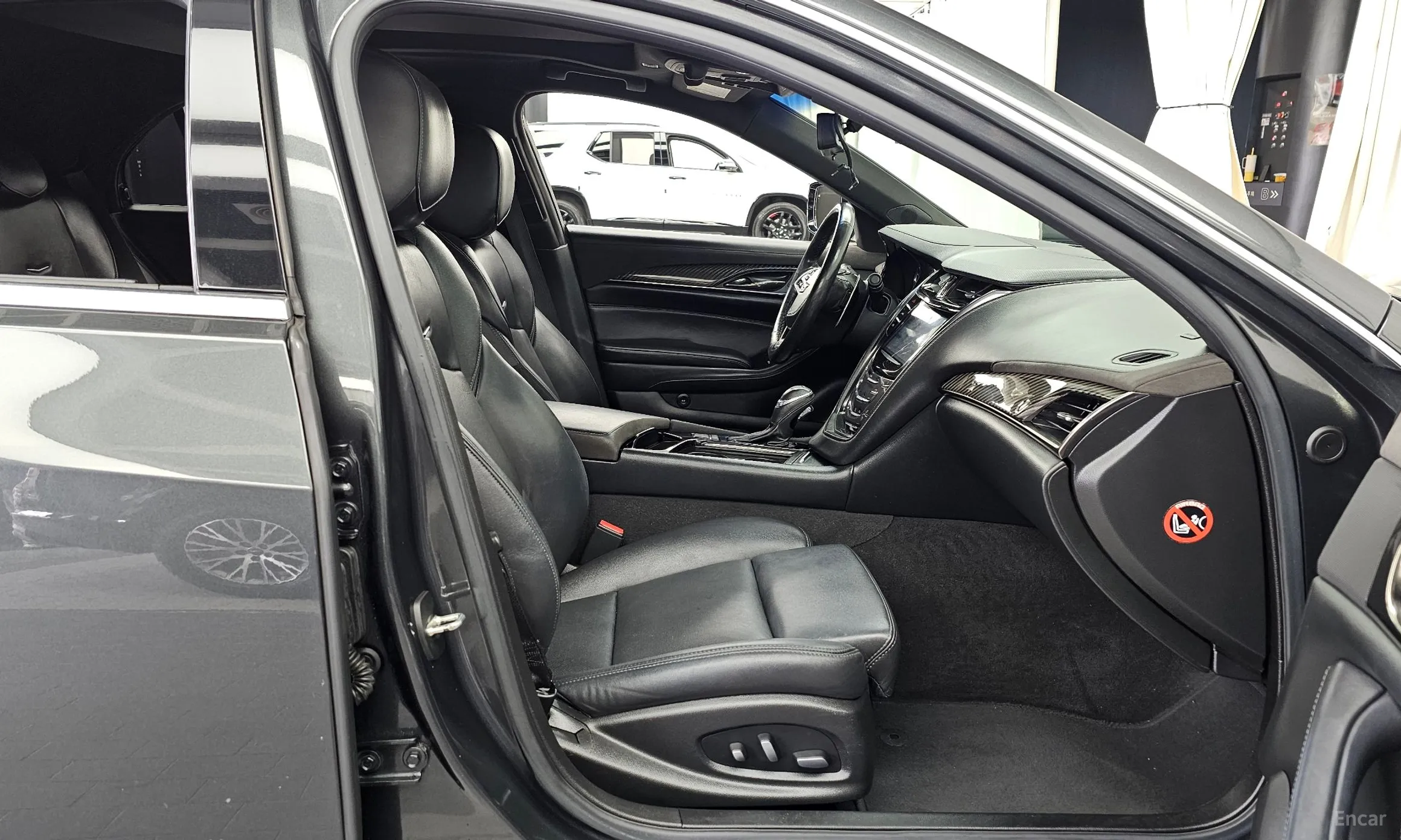Cadillac CTS Gen 3 превью 11