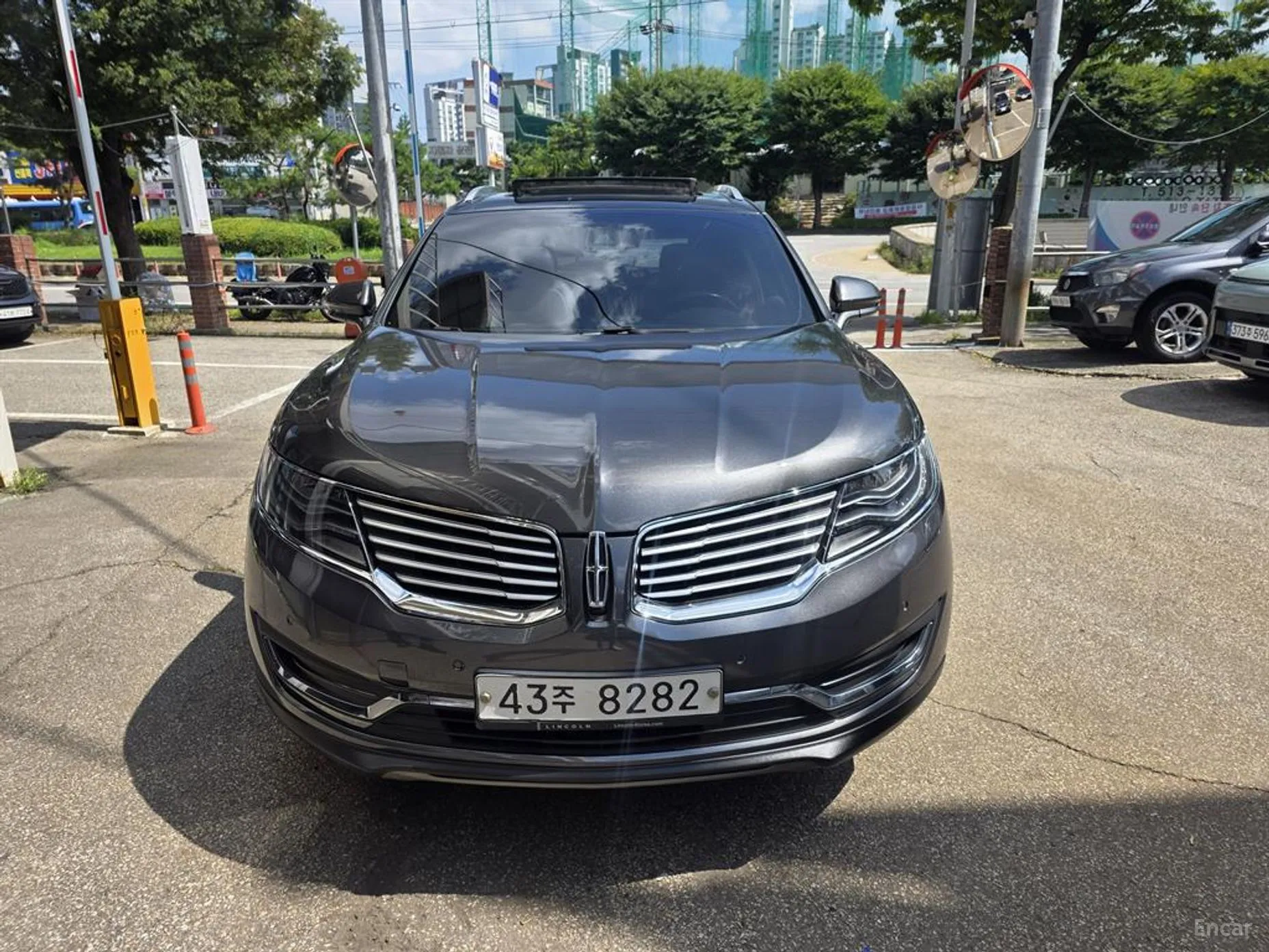Lincoln MKX 2nd Generation