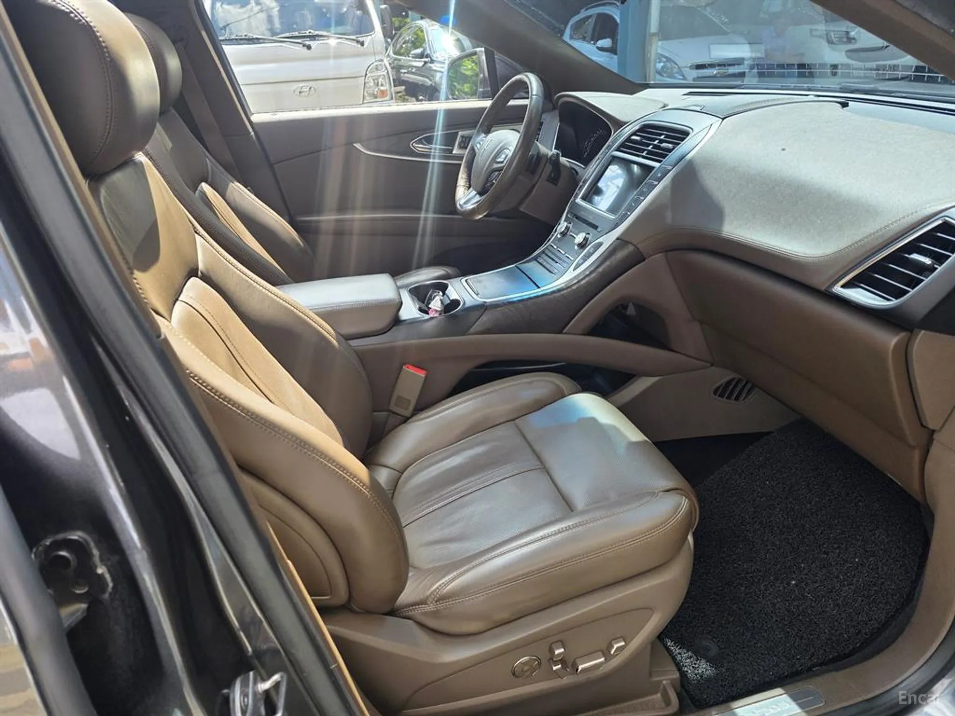 Lincoln MKX 2nd Generation превью 14