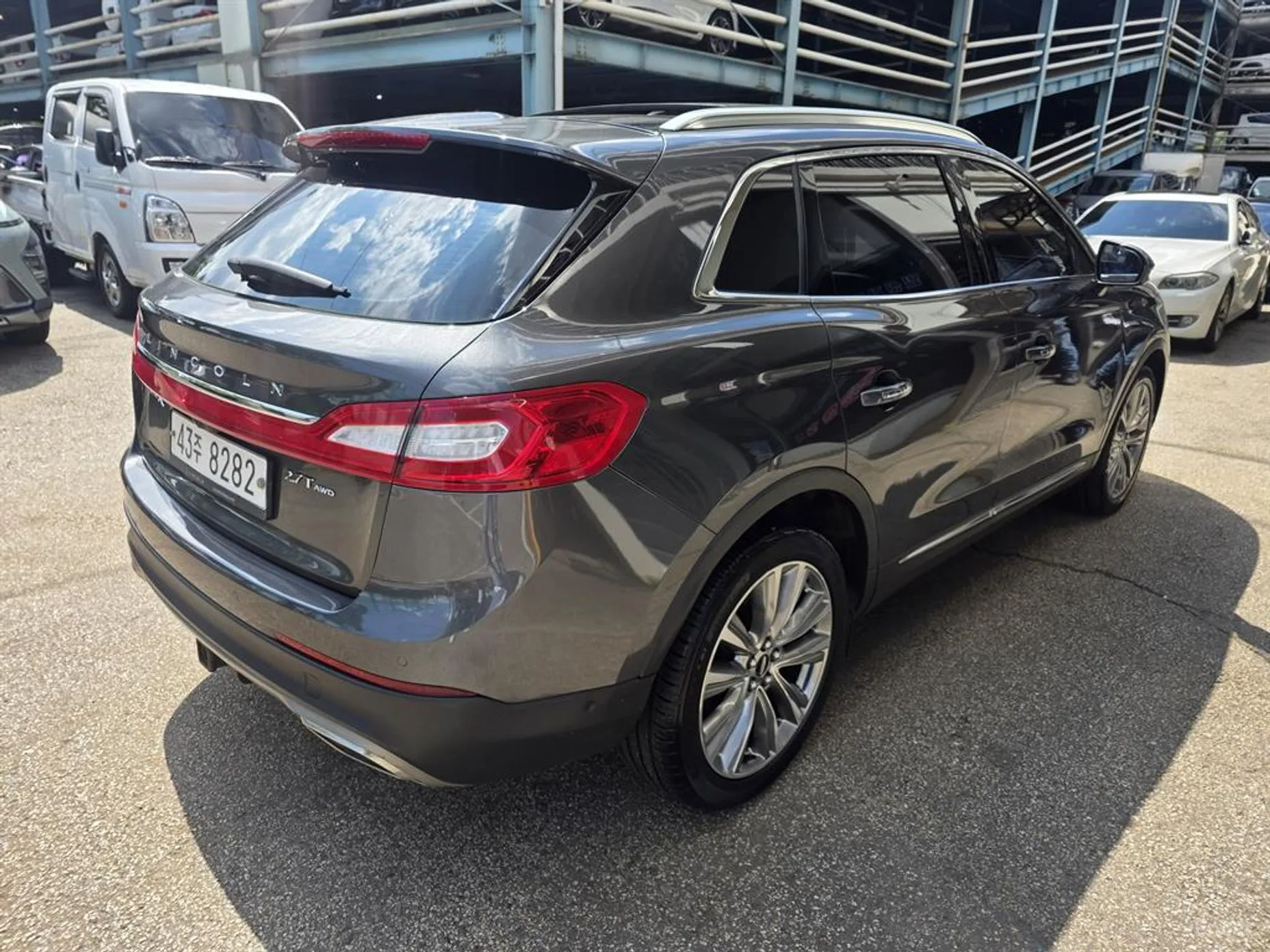 Lincoln MKX 2nd Generation превью 4