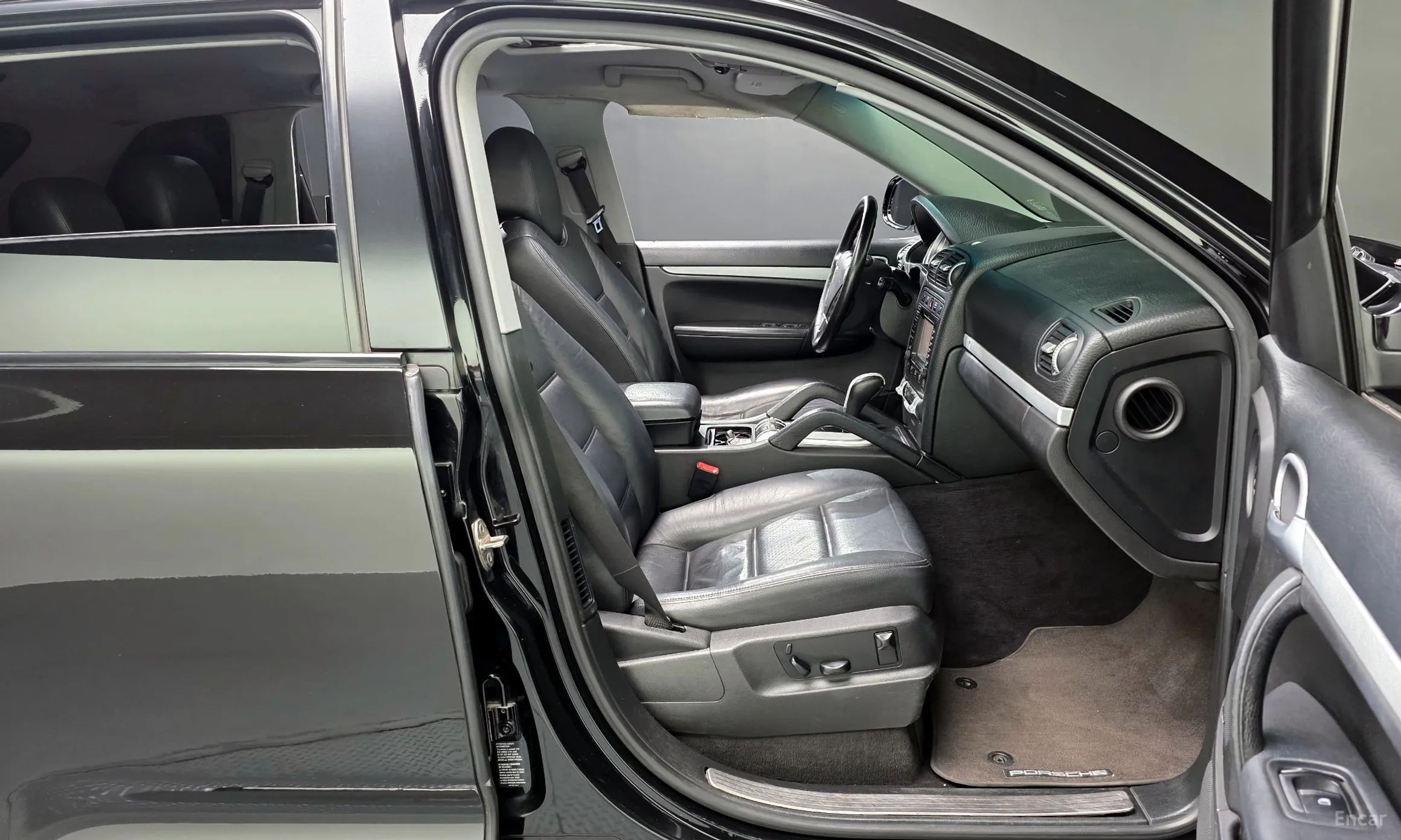 Porsche Cayenne превью 11