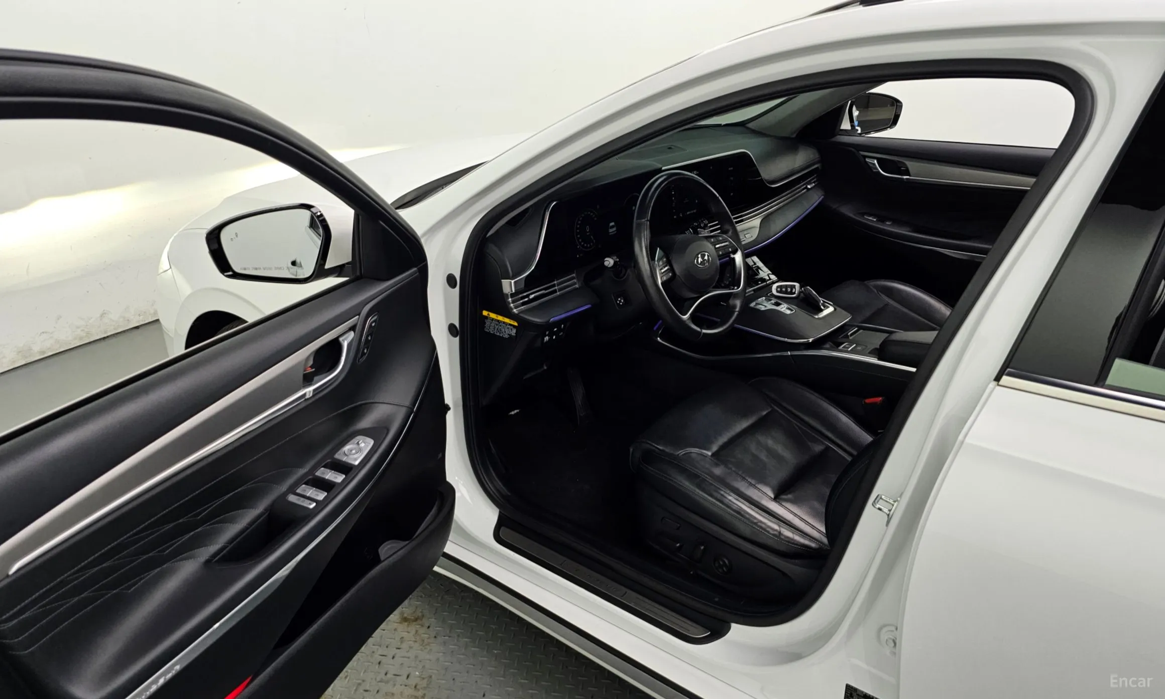 Hyundai Grandeur IG превью 10