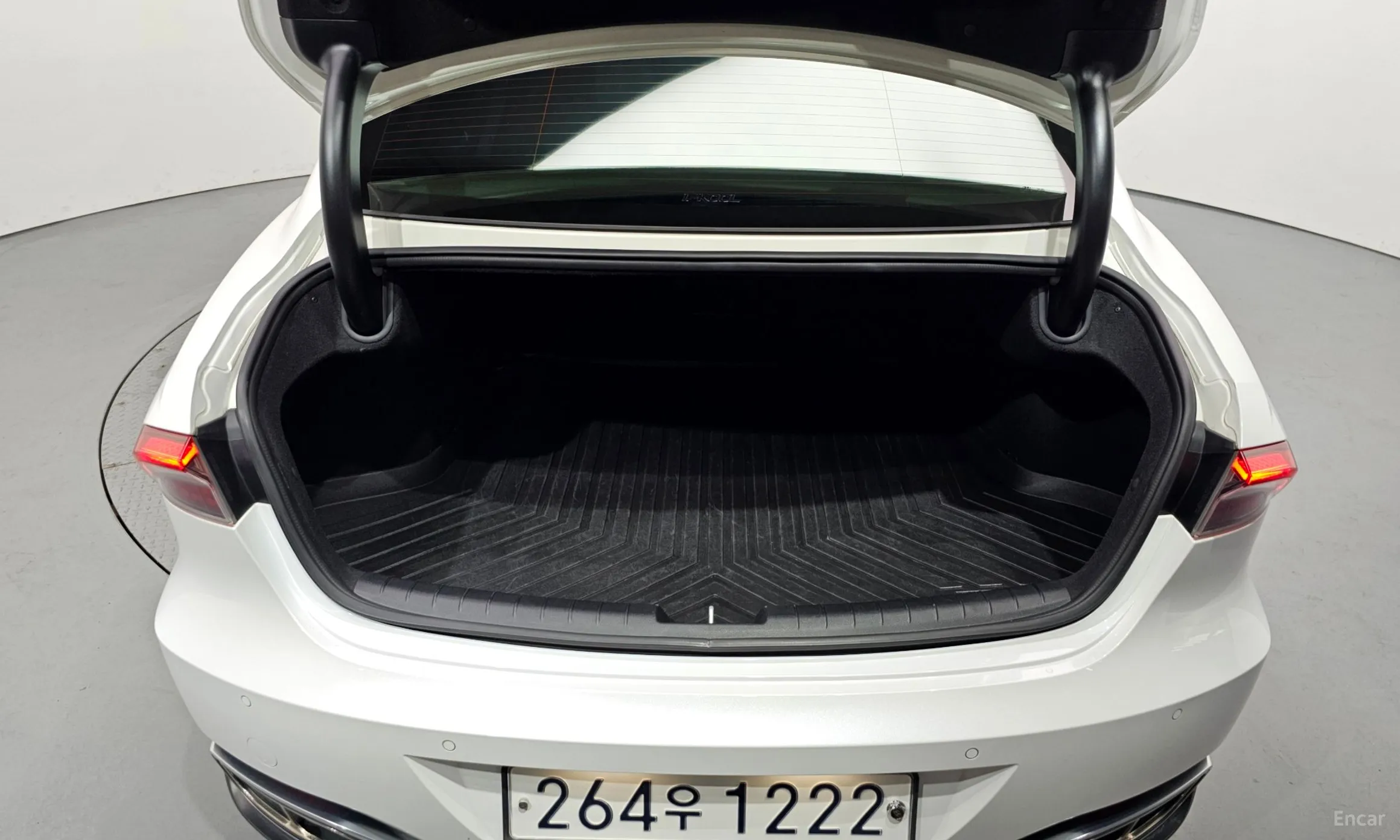 Hyundai Grandeur IG превью 17
