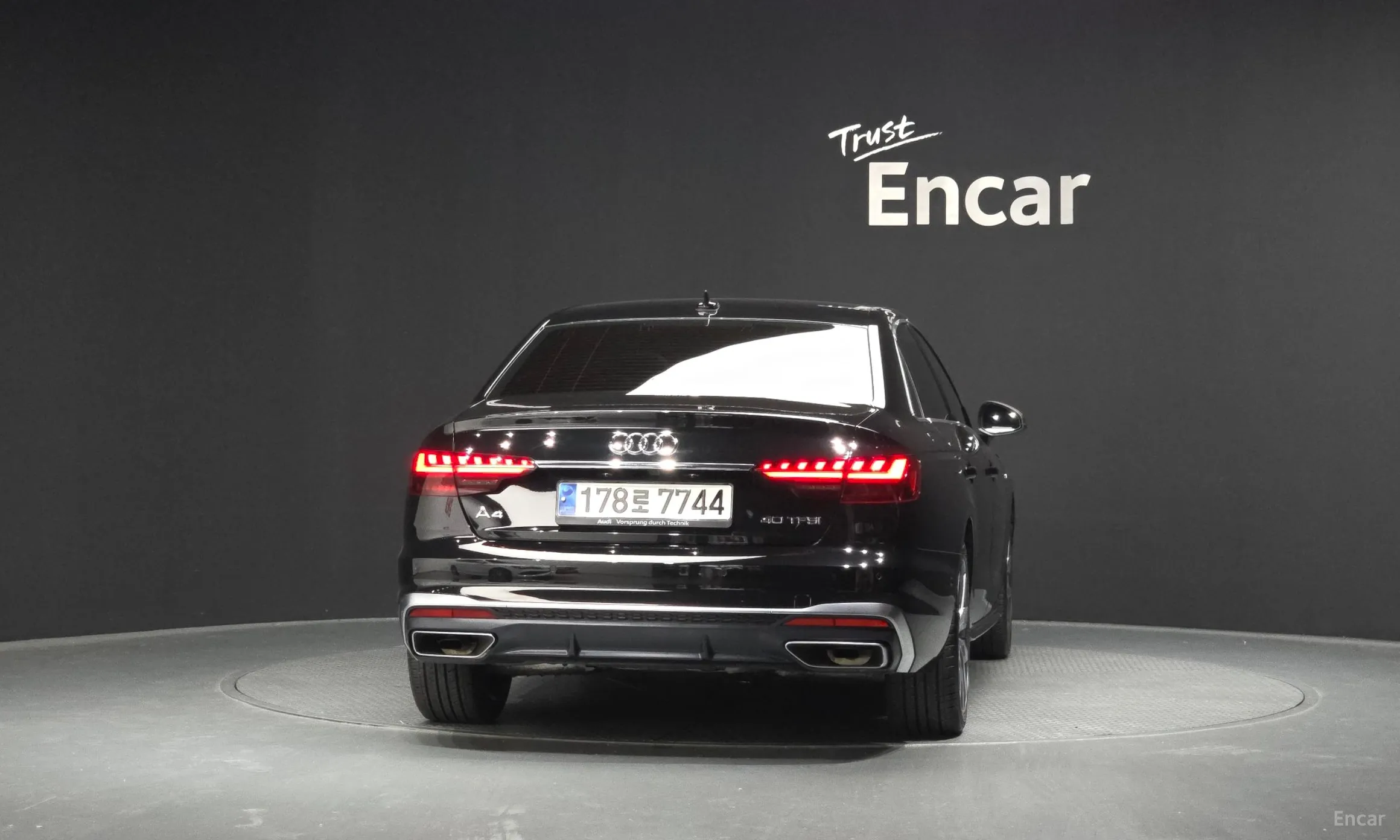 Audi A4 (B9) превью 4