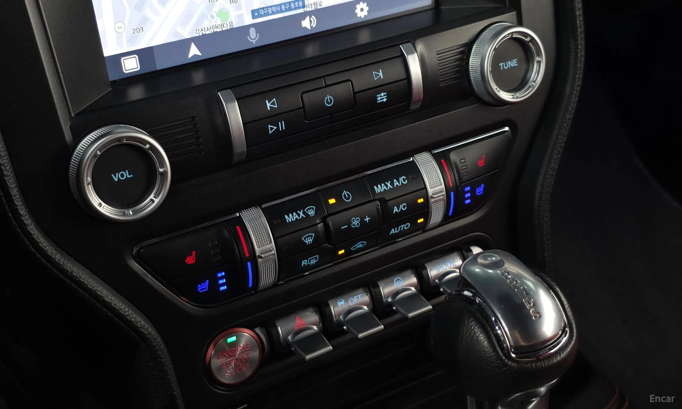 Ford Mustang превью 18