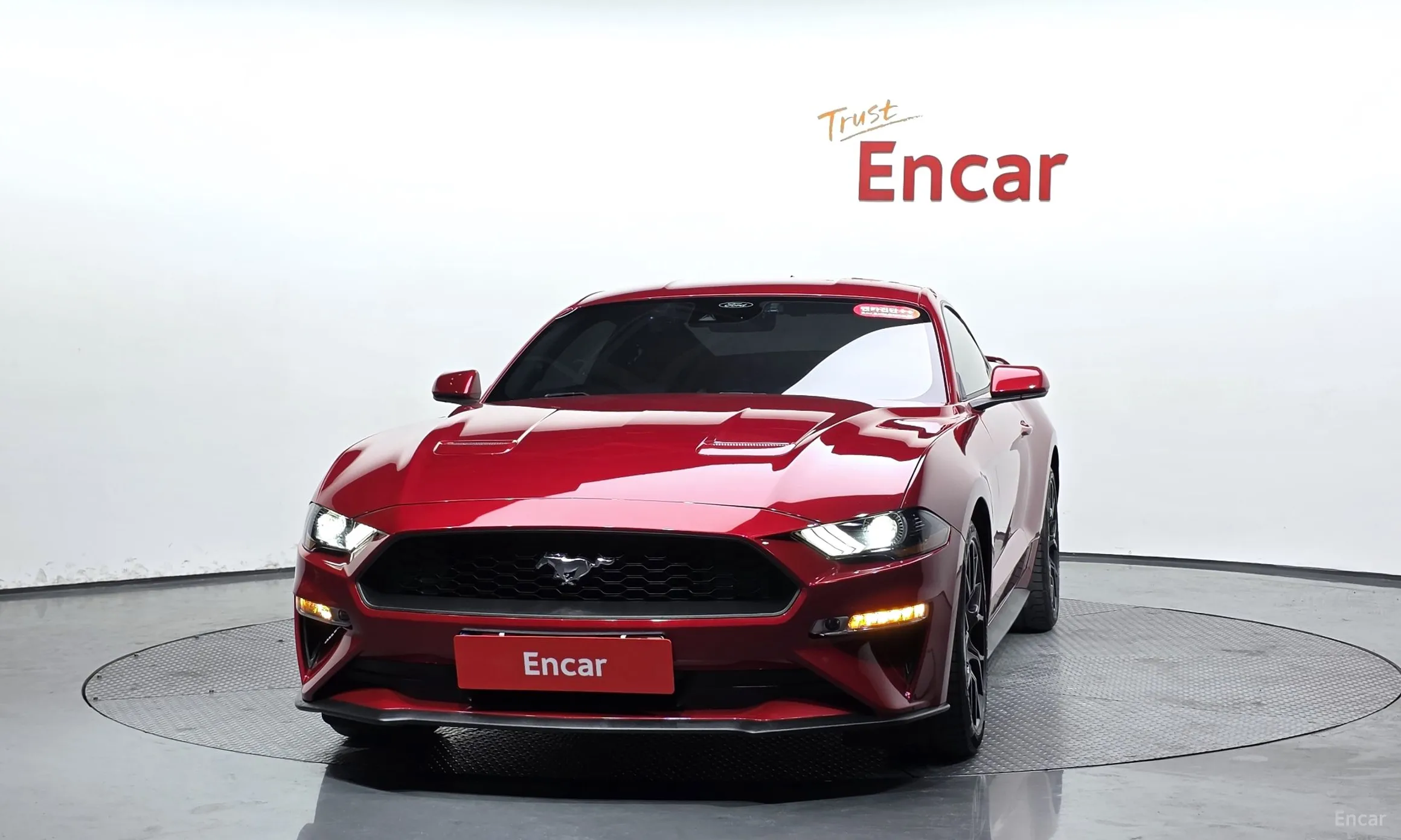 Ford Mustang превью 3