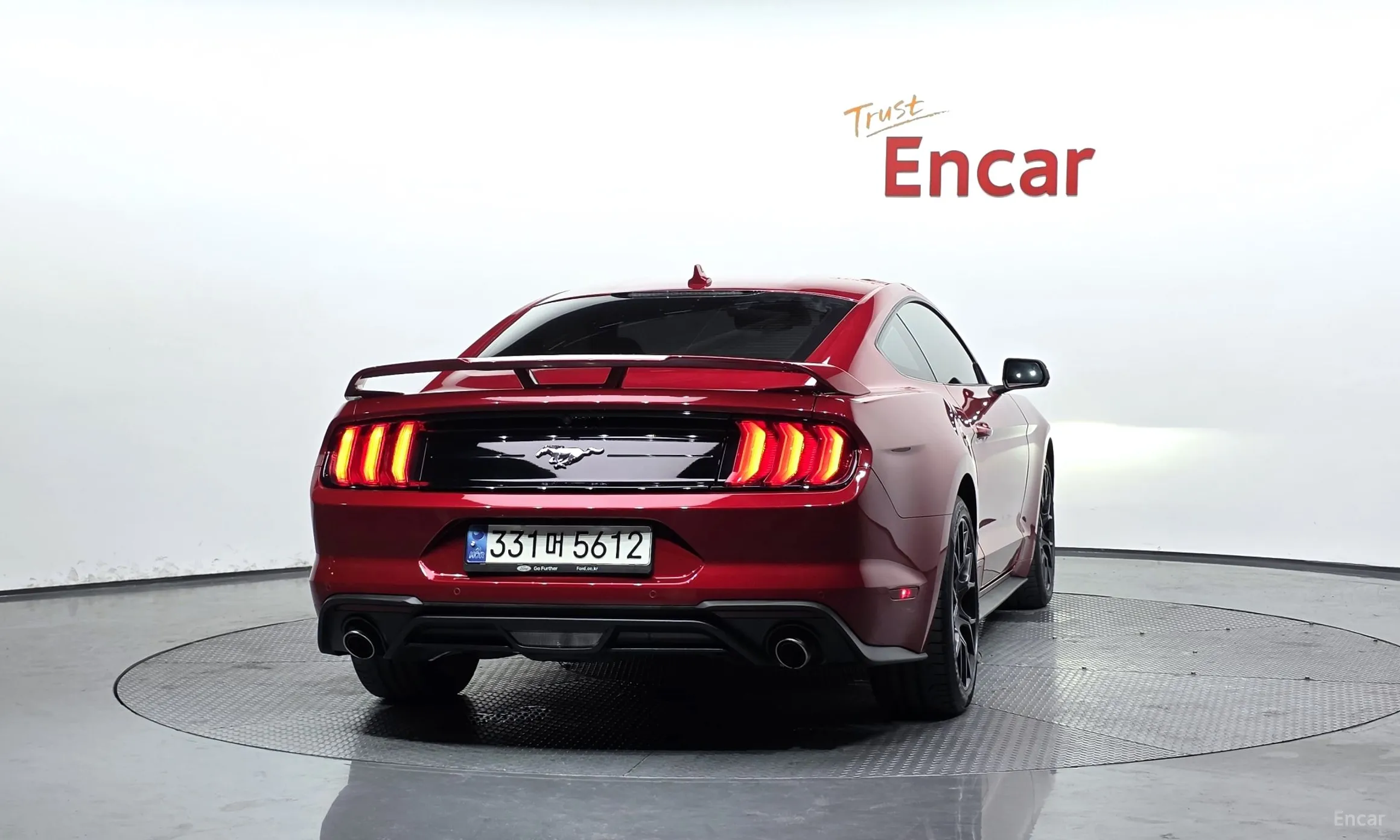 Ford Mustang превью 4