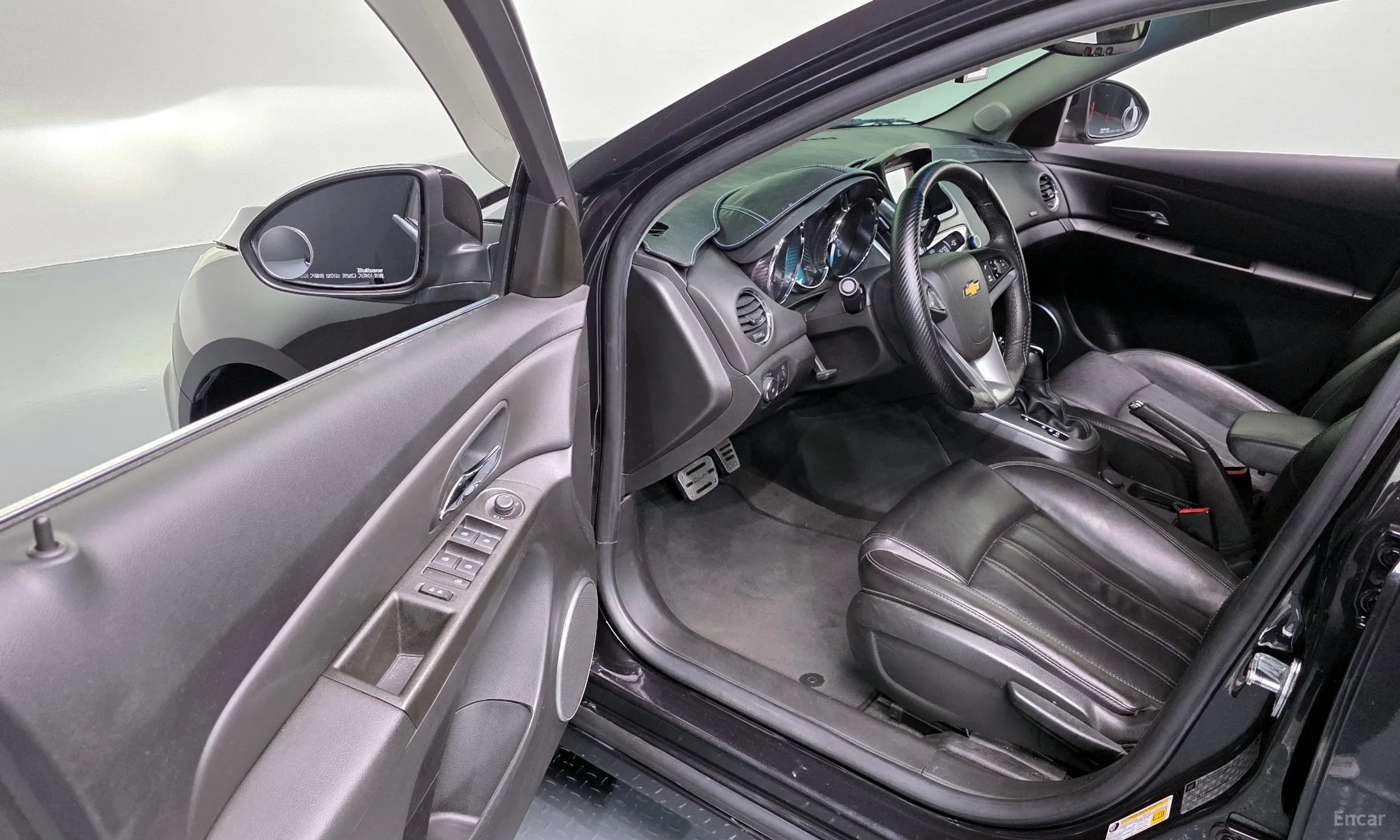 Chevrolet (GM Daewoo) Cruze превью 10
