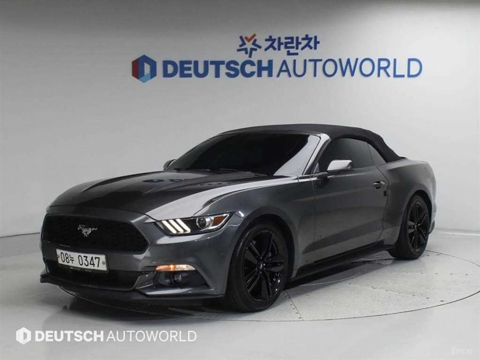 Ford Mustang превью 19