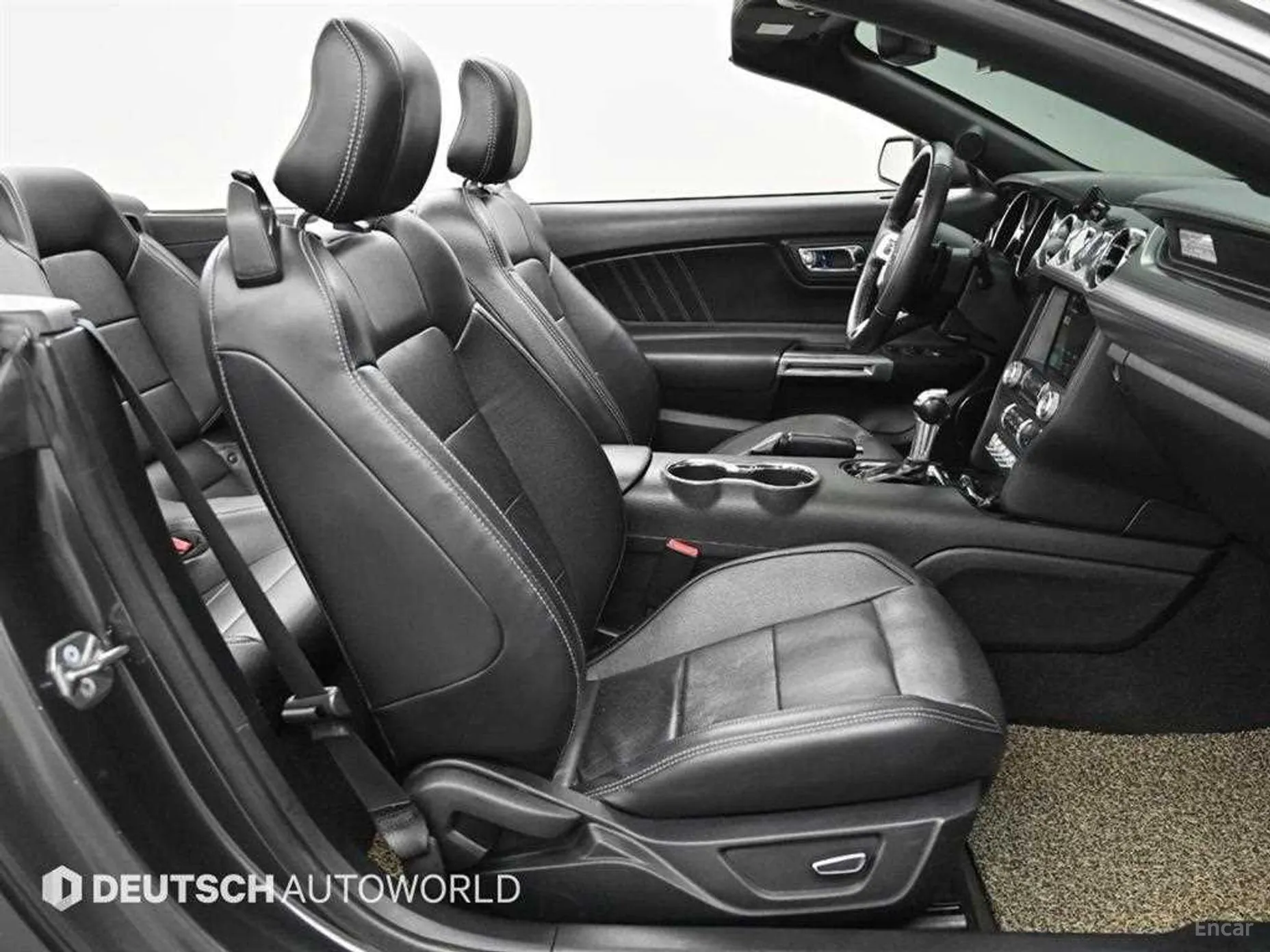 Ford Mustang превью 9