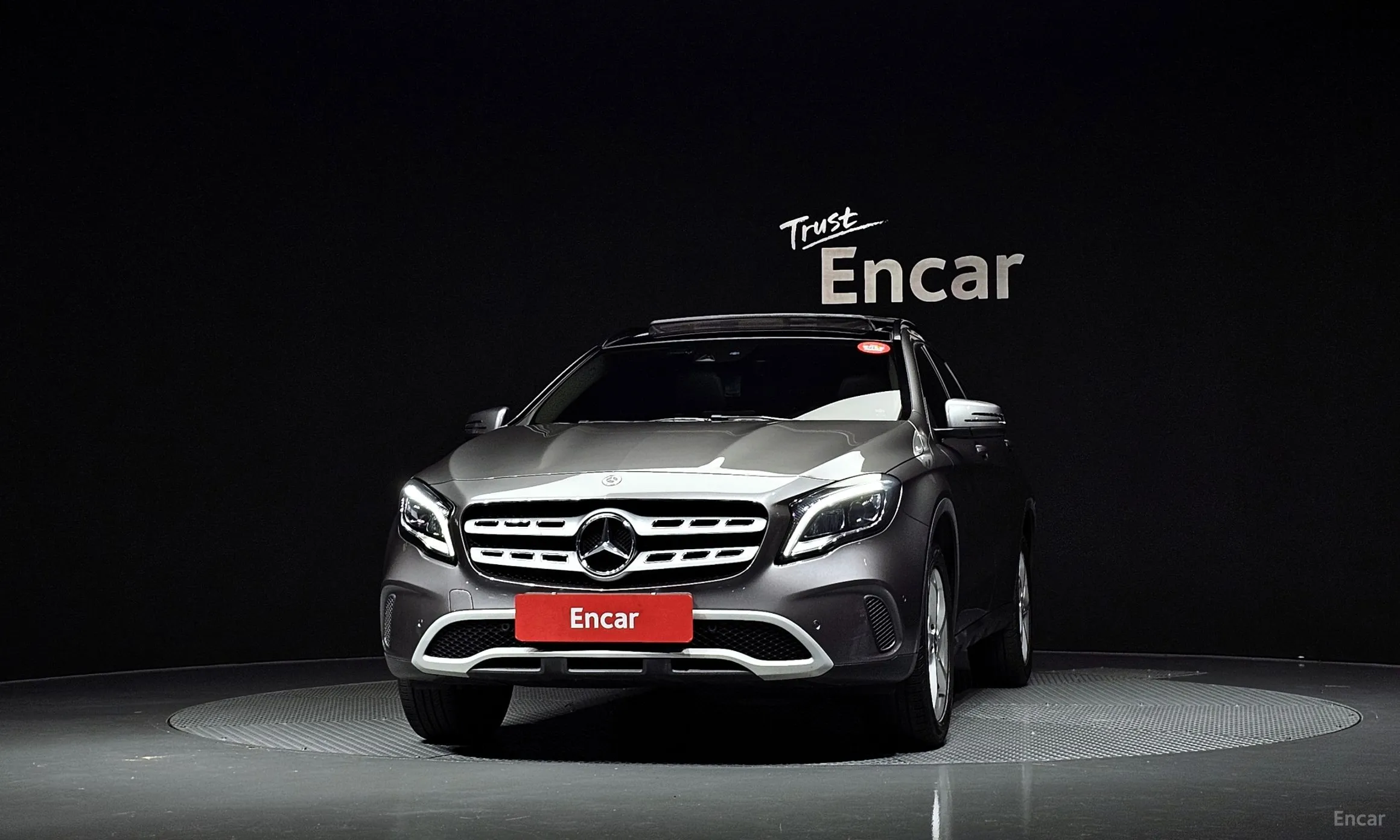 Mercedes Benz GLA-Class X156 превью 3