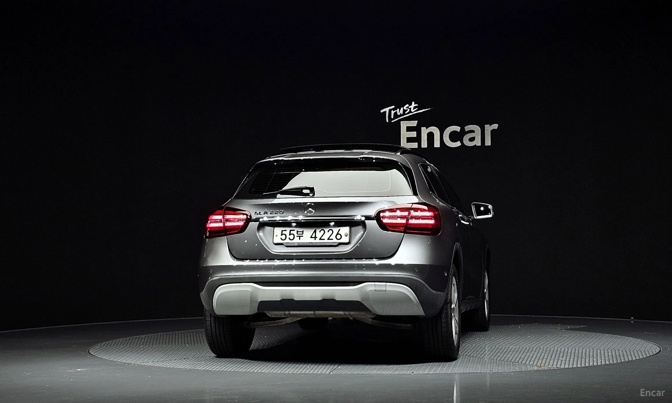 Mercedes Benz GLA-Class X156 превью 4