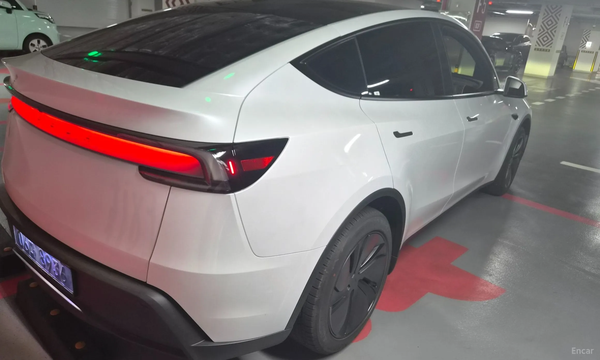 Tesla Model Y превью 6