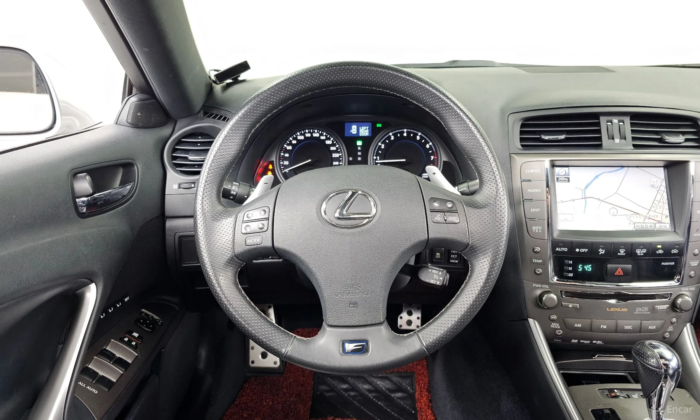 Lexus IS250 превью 13