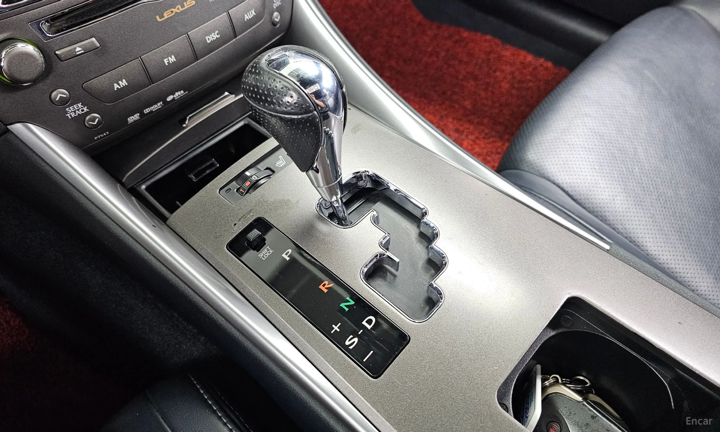 Lexus IS250 превью 9