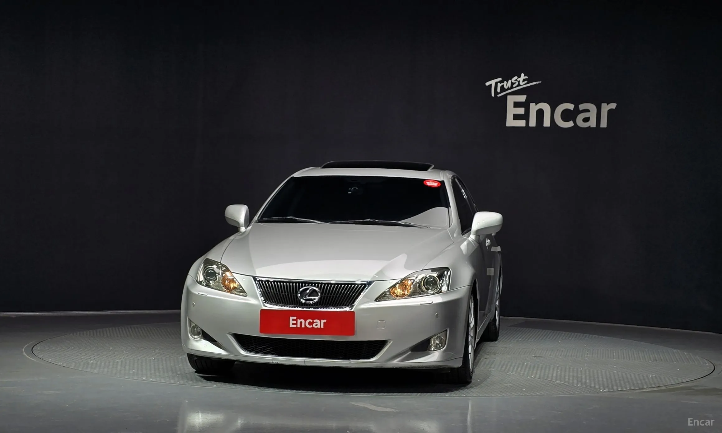 Lexus IS250 превью 3