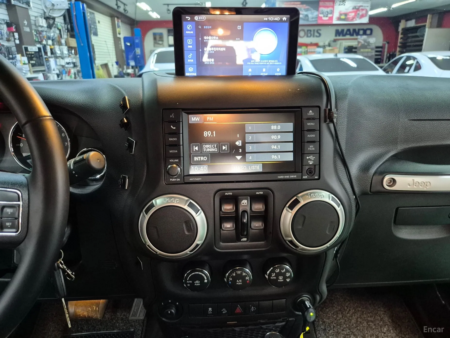 Jeep Wrangler (JK) превью 13