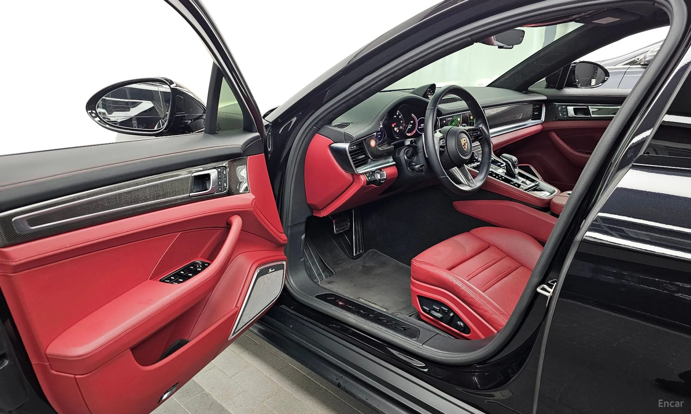Porsche Panamera (971) превью 10