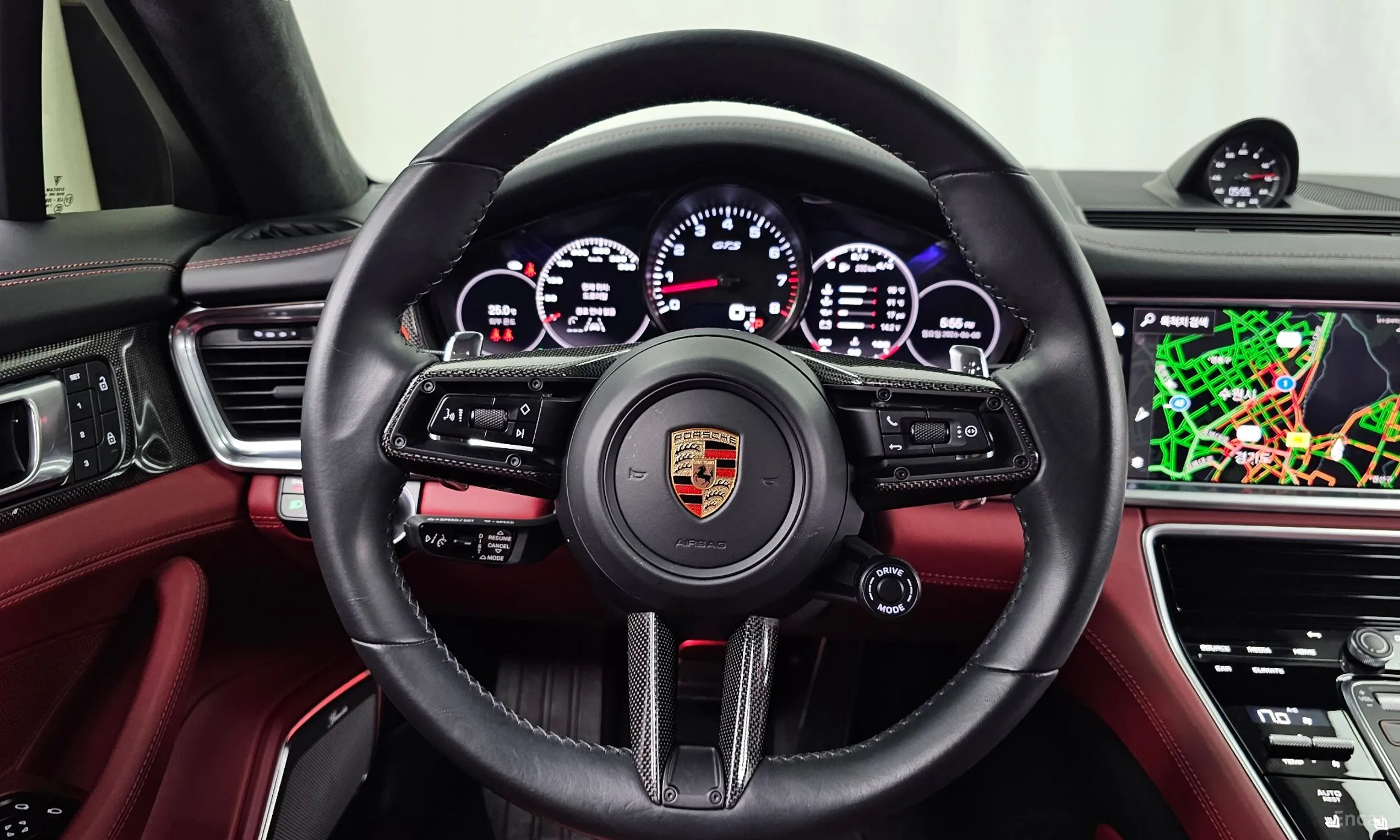Porsche Panamera (971) превью 13