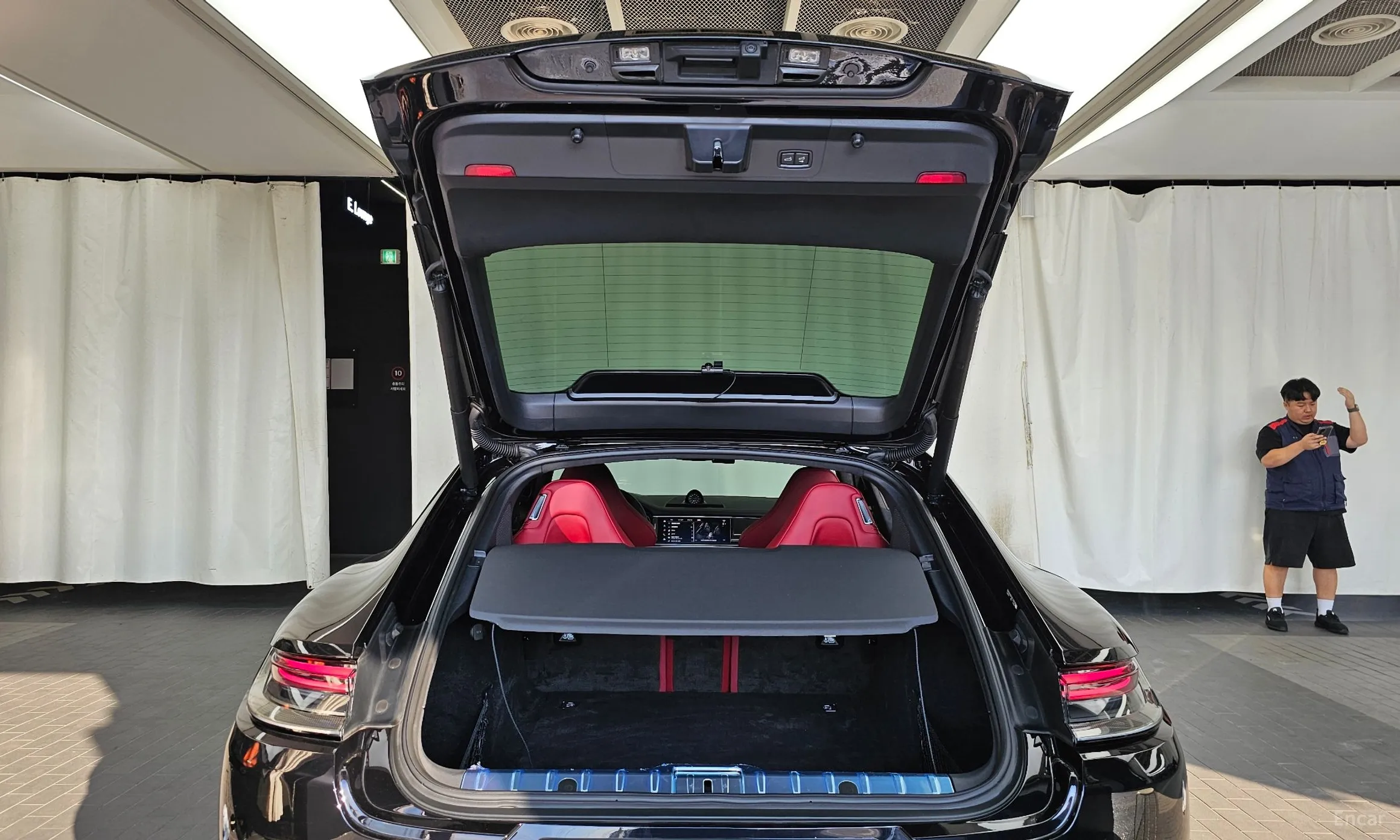Porsche Panamera (971) превью 20