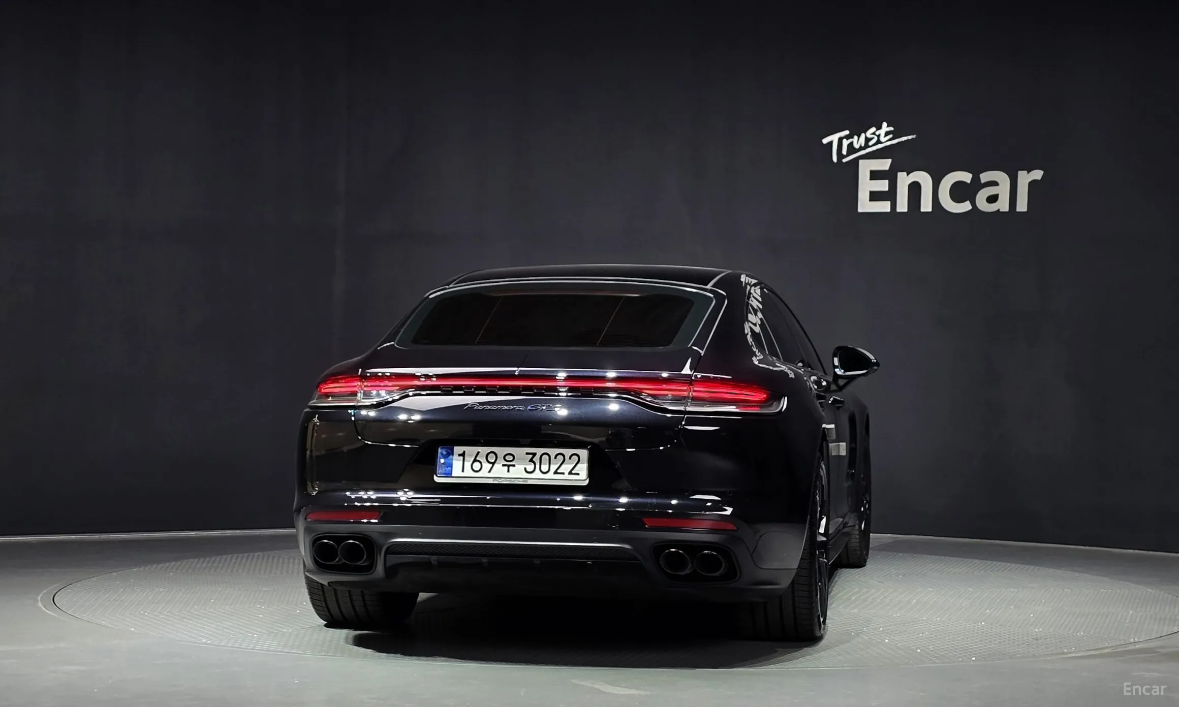 Porsche Panamera (971) превью 4