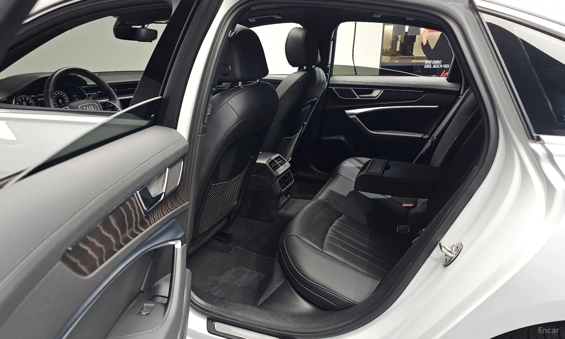 Audi A6 (C8) превью 12