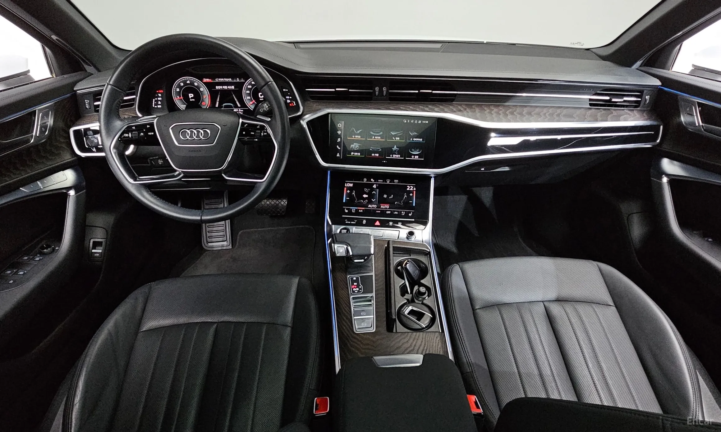 Audi A6 (C8) превью 7