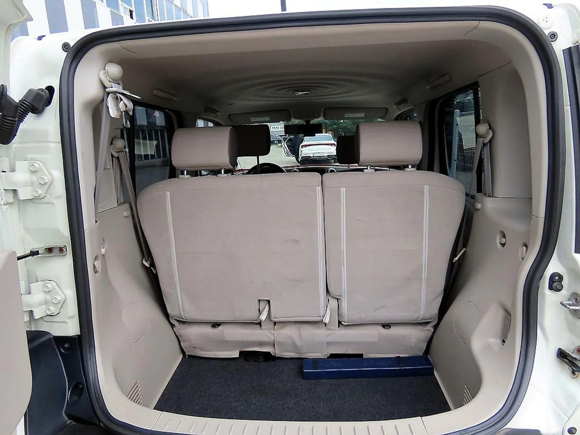 Nissan Cube превью 16