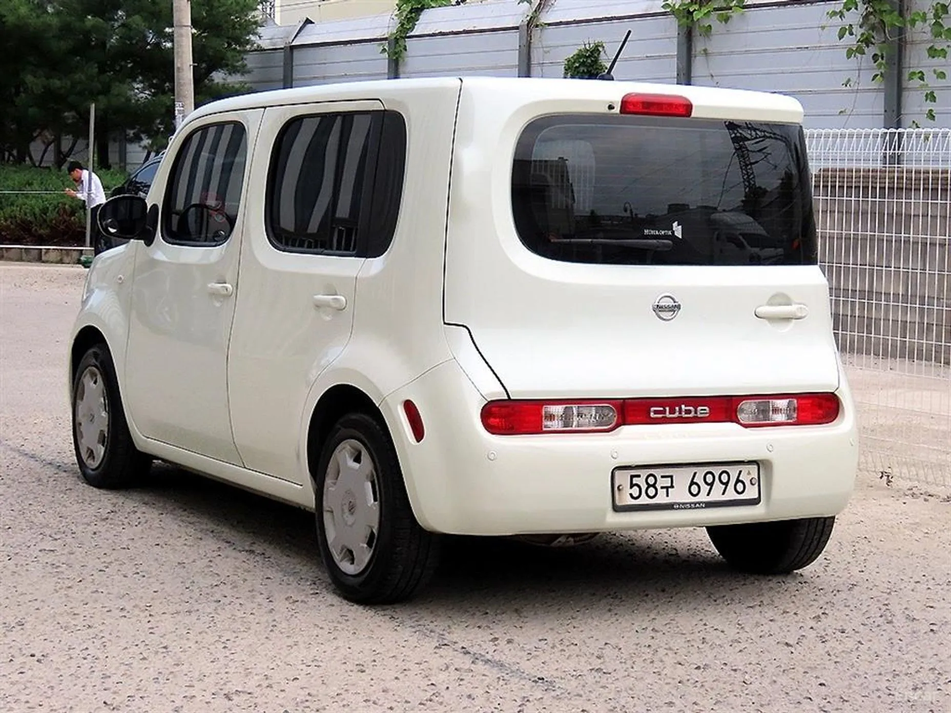 Nissan Cube превью 3