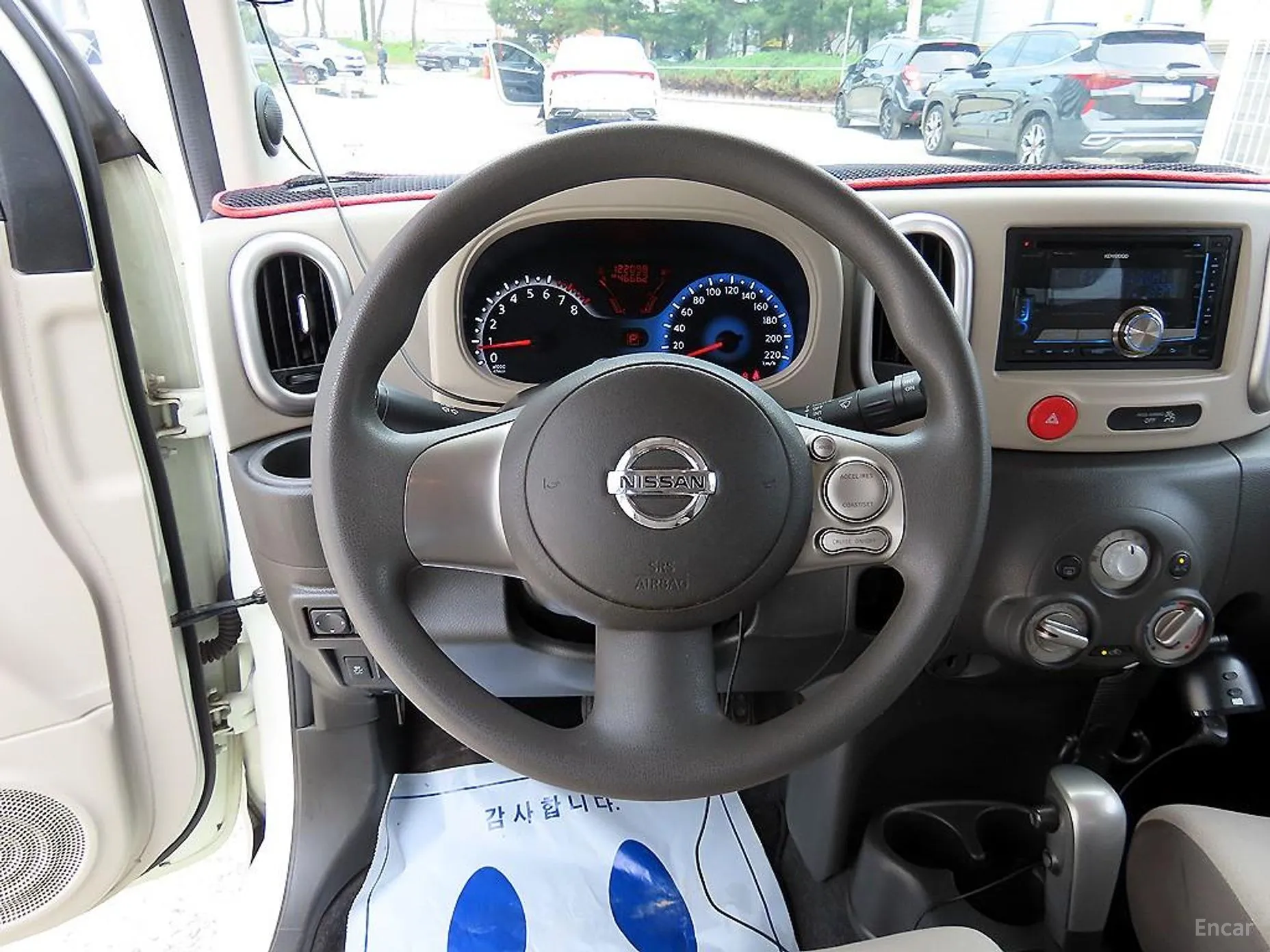 Nissan Cube превью 8