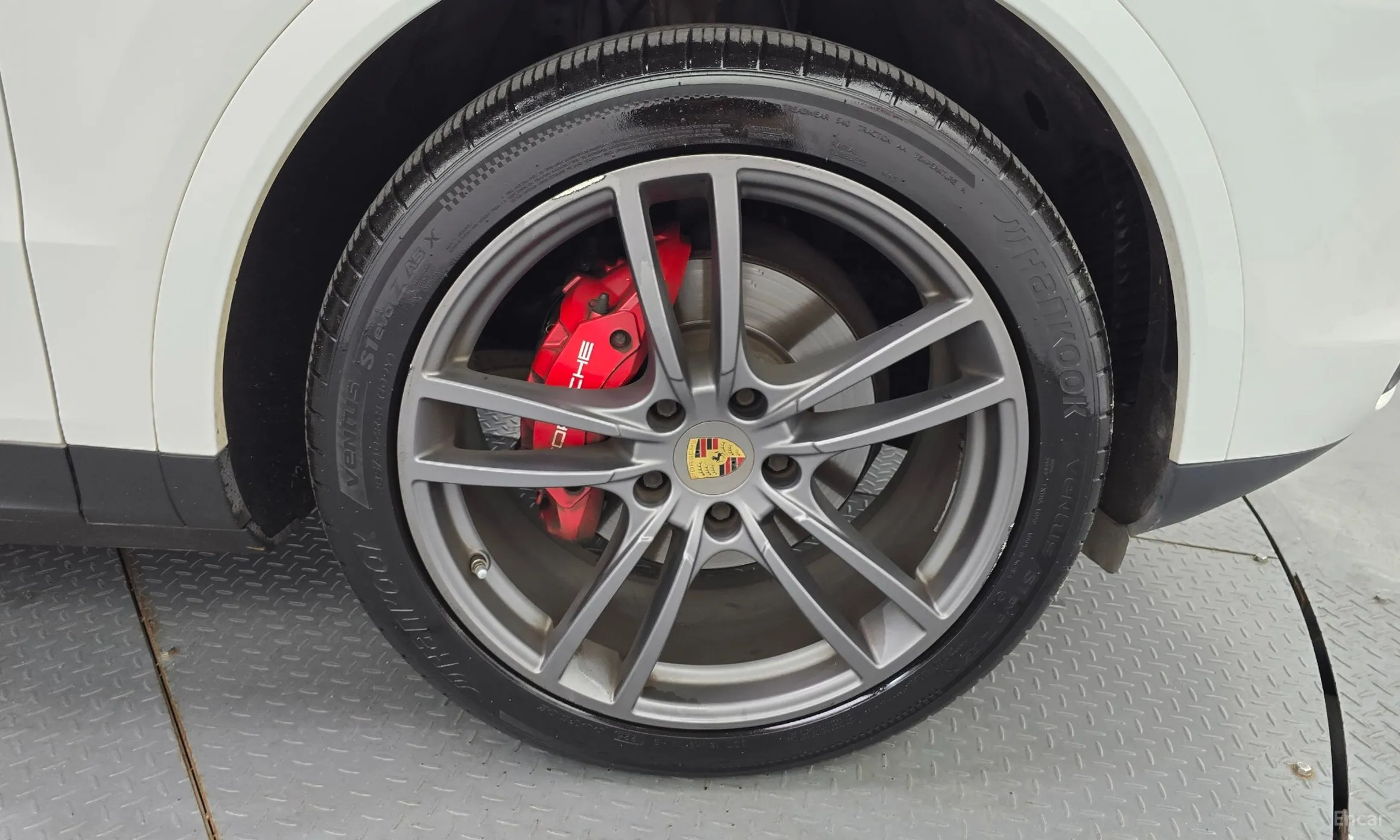 Porsche Cayenne (PO536) превью 5