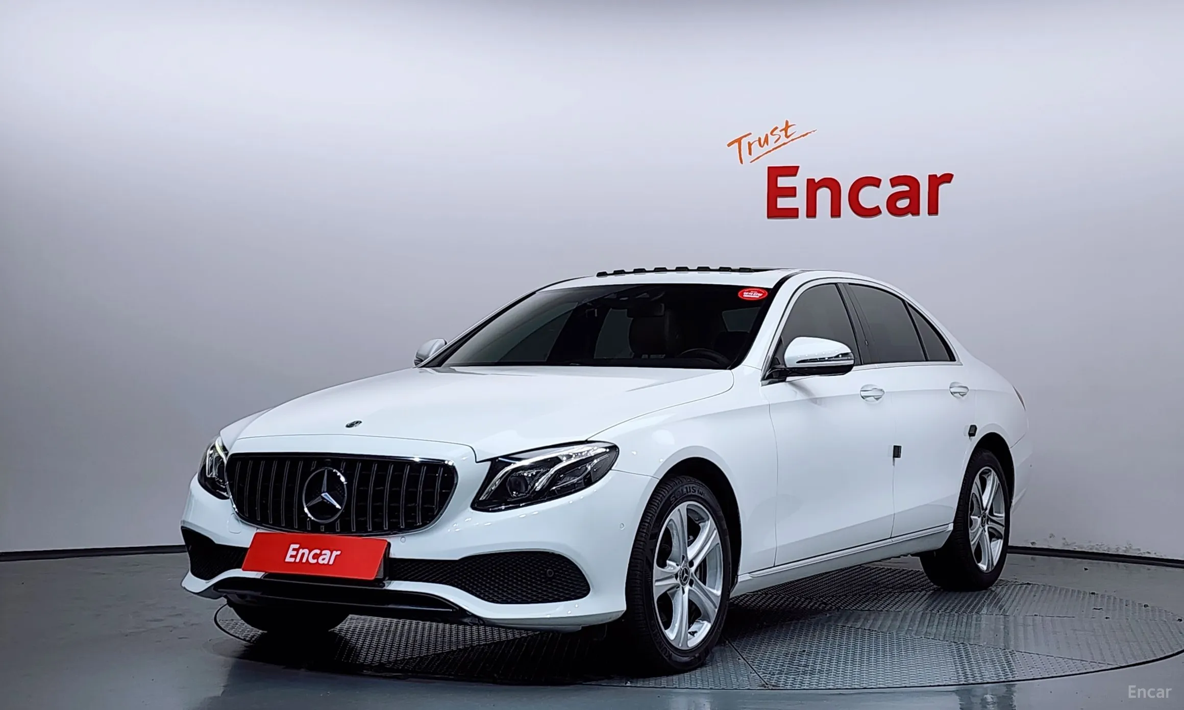 Mercedes Benz E-Class W213