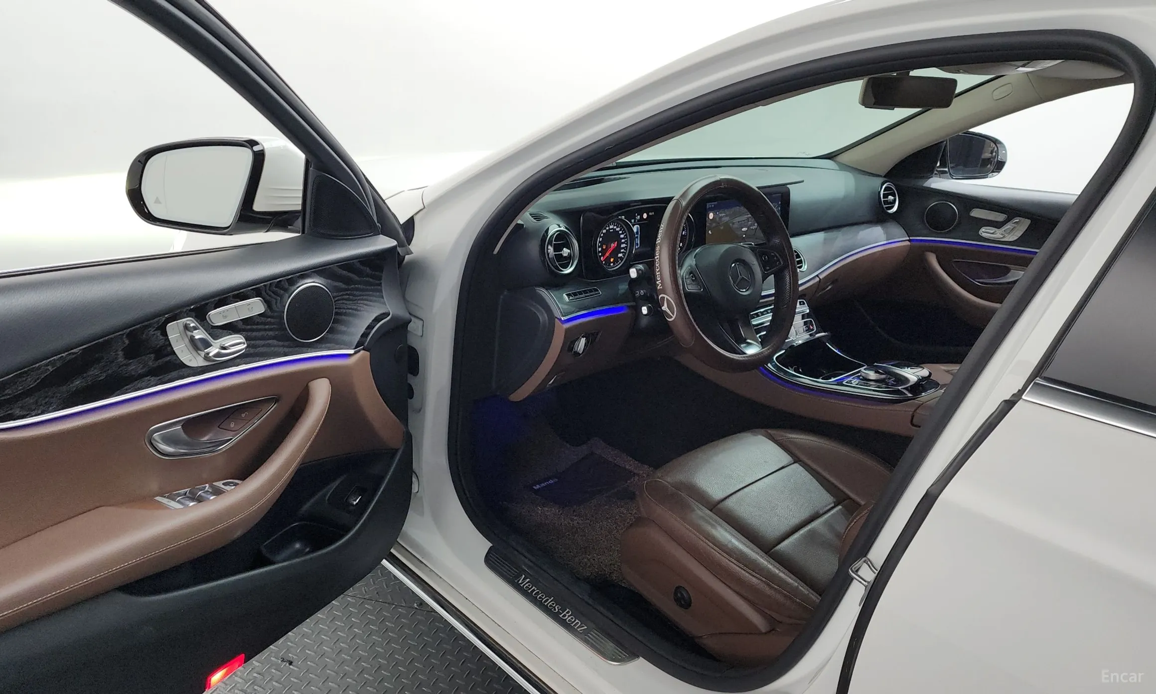 Mercedes Benz E-Class W213 превью 10