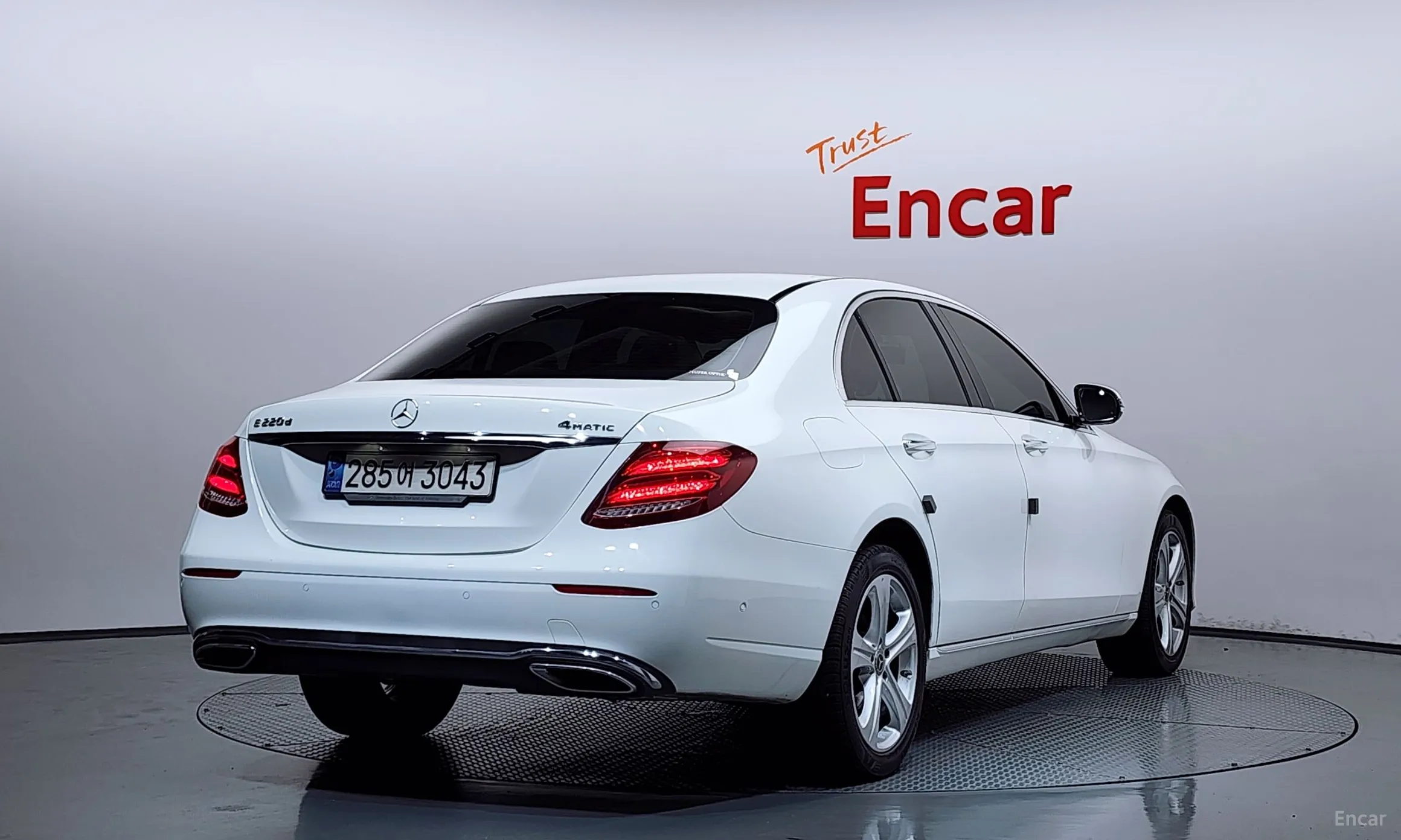 Mercedes Benz E-Class W213
