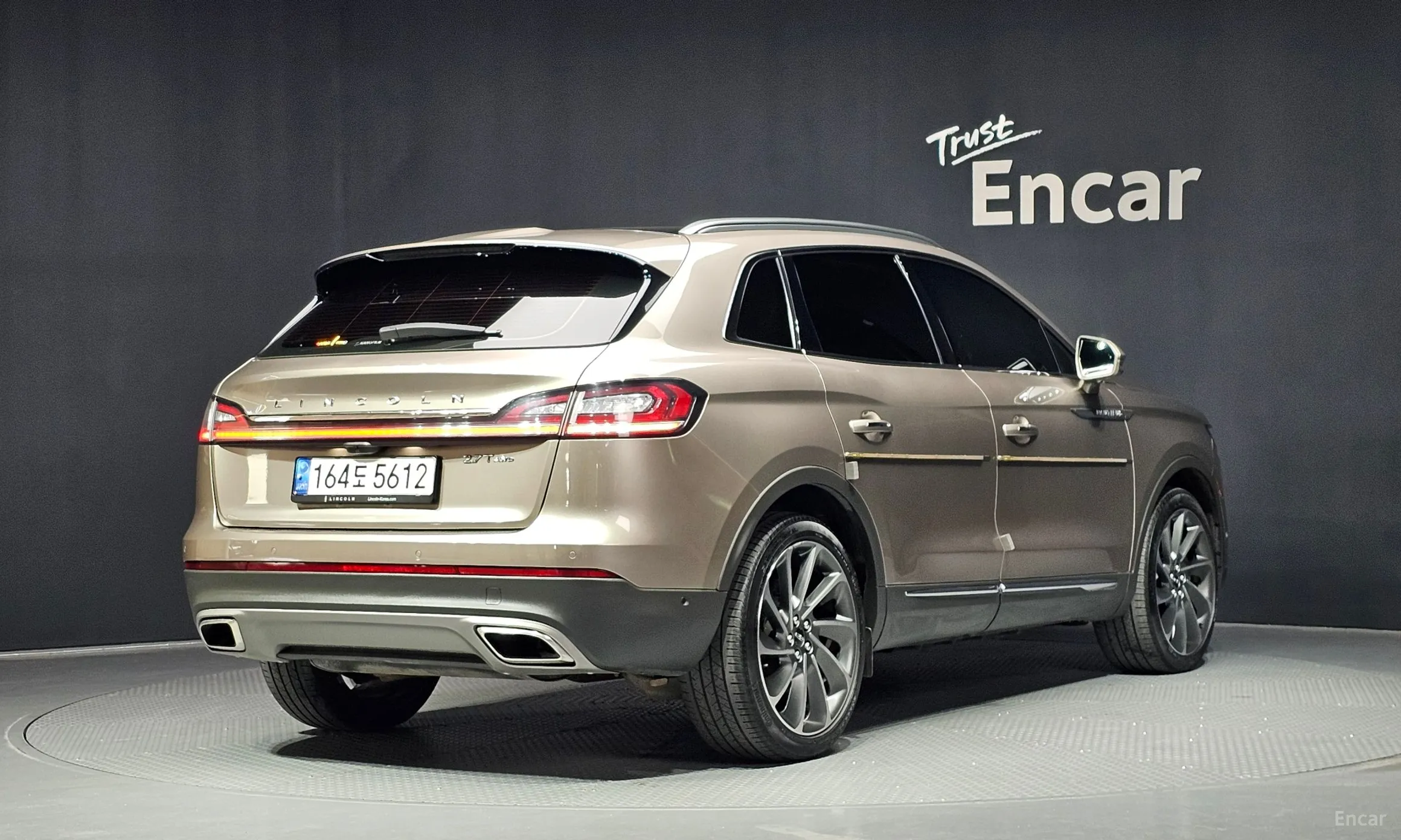 Lincoln Nautilus Gen 1 превью 2