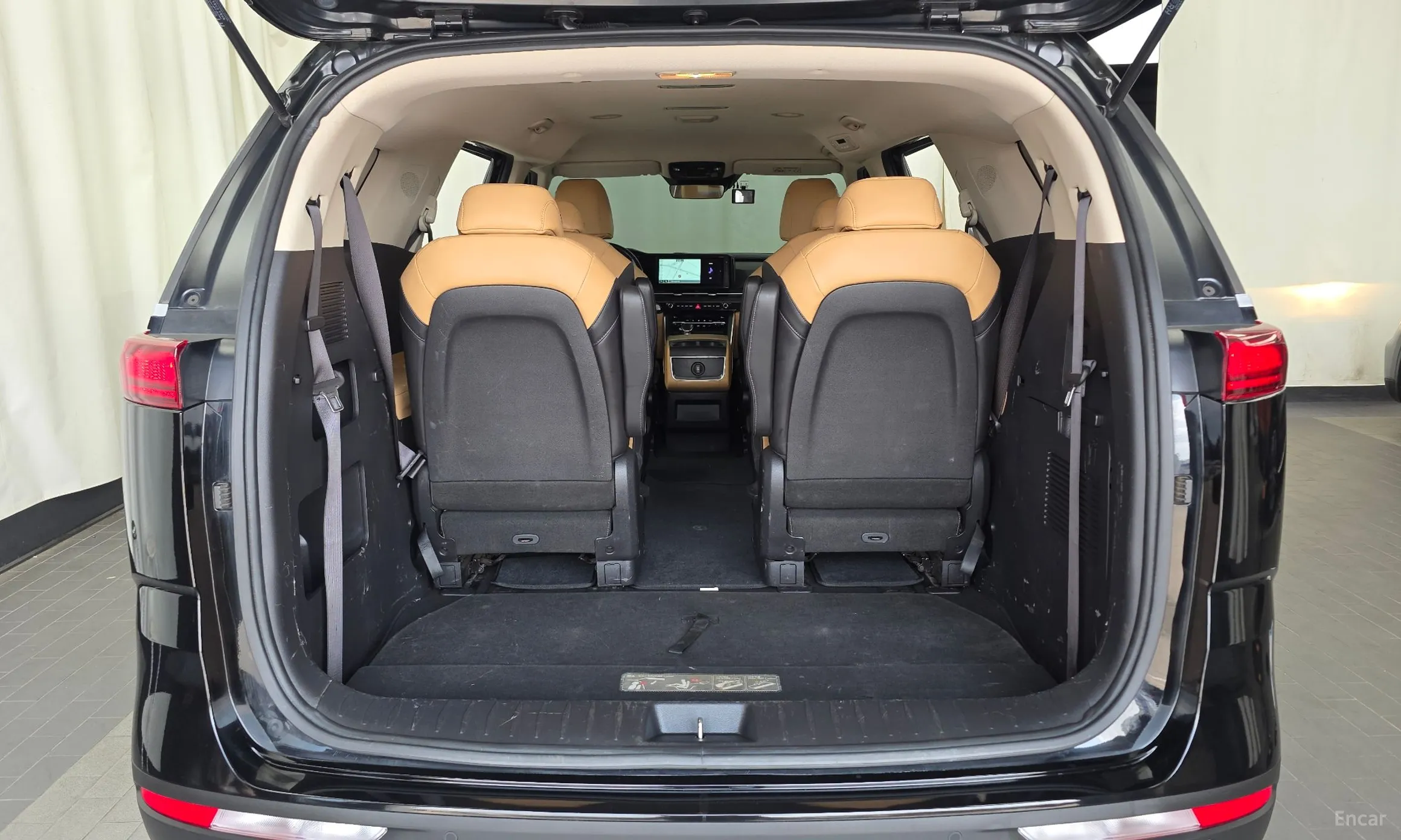 Kia Carnival Gen 4 превью 20