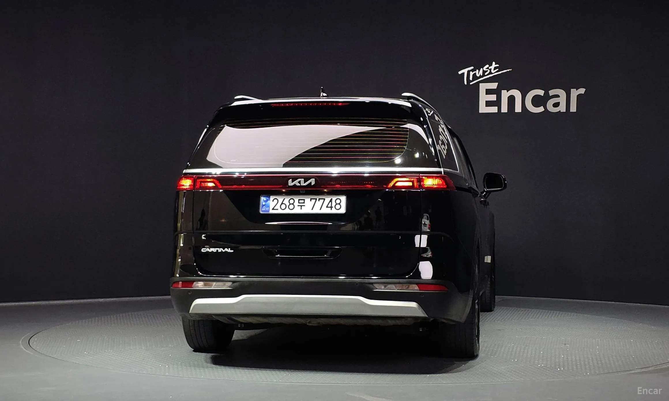 Kia Carnival Gen 4 превью 4