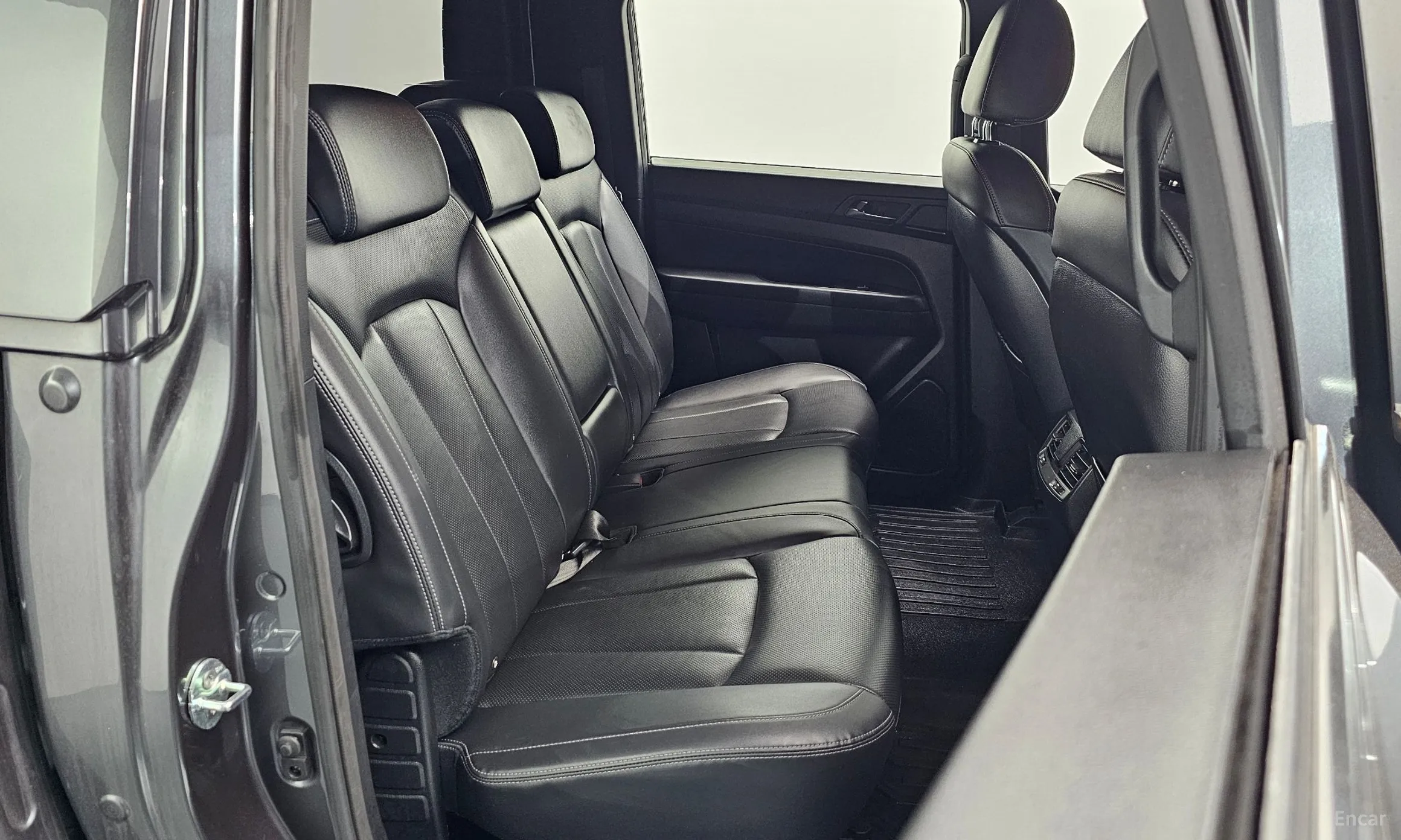 KG Mobility (SsangYong) Rexton Sports Khan превью 11