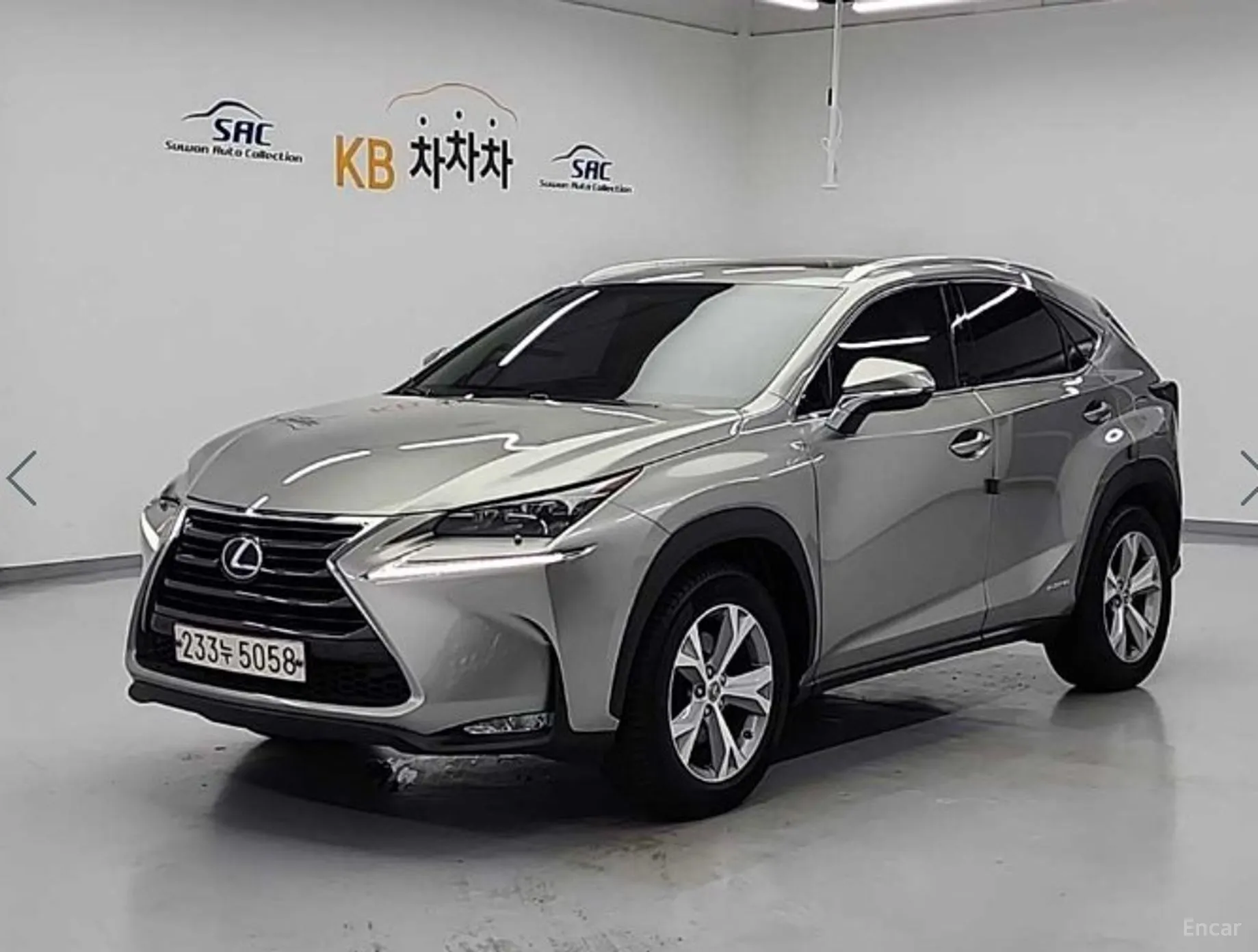 Lexus NX300h