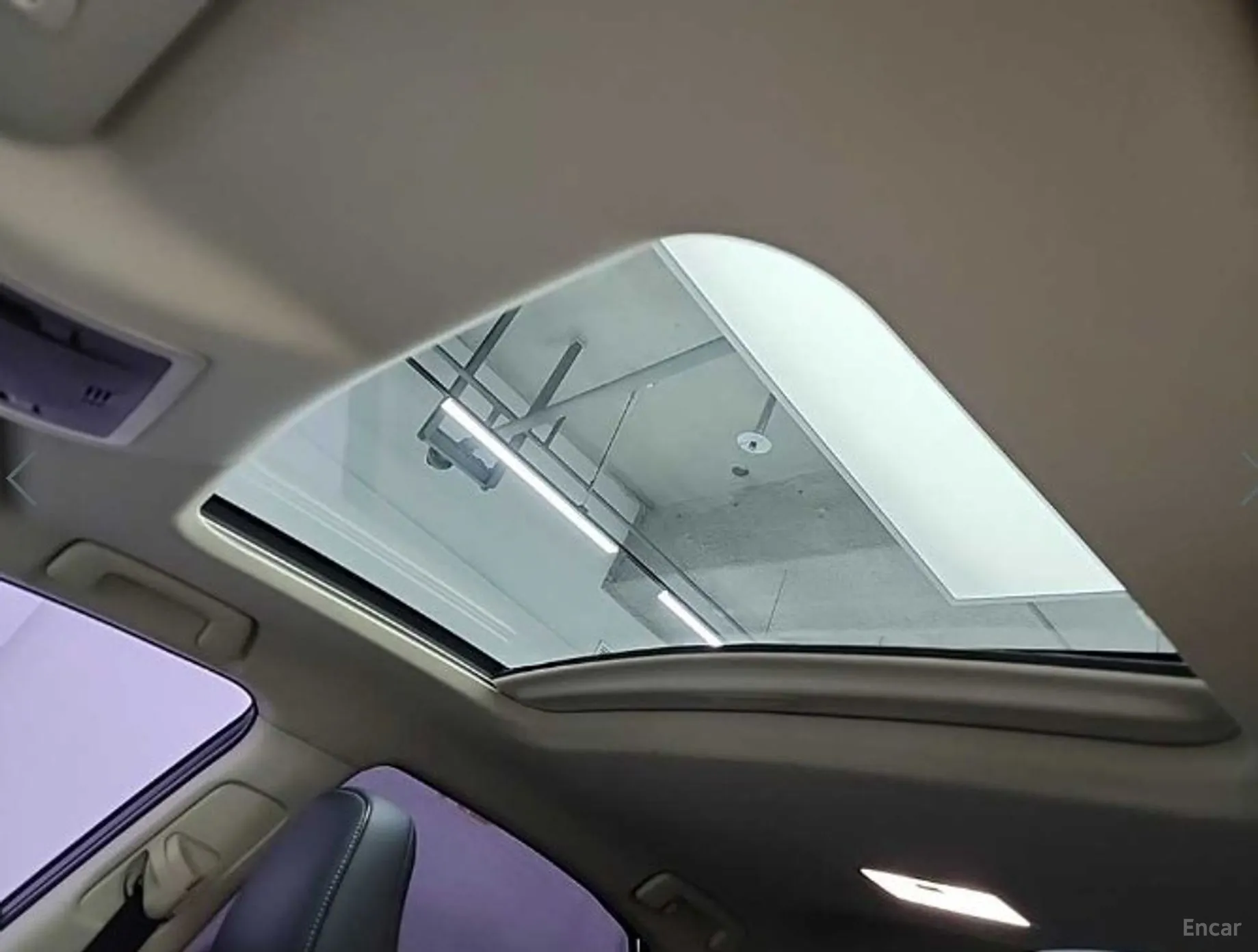 Lexus NX300h превью 13