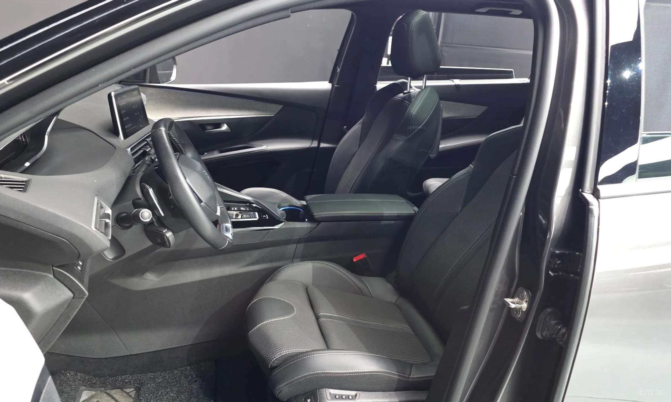 Peugeot 5008 2nd generation превью 17