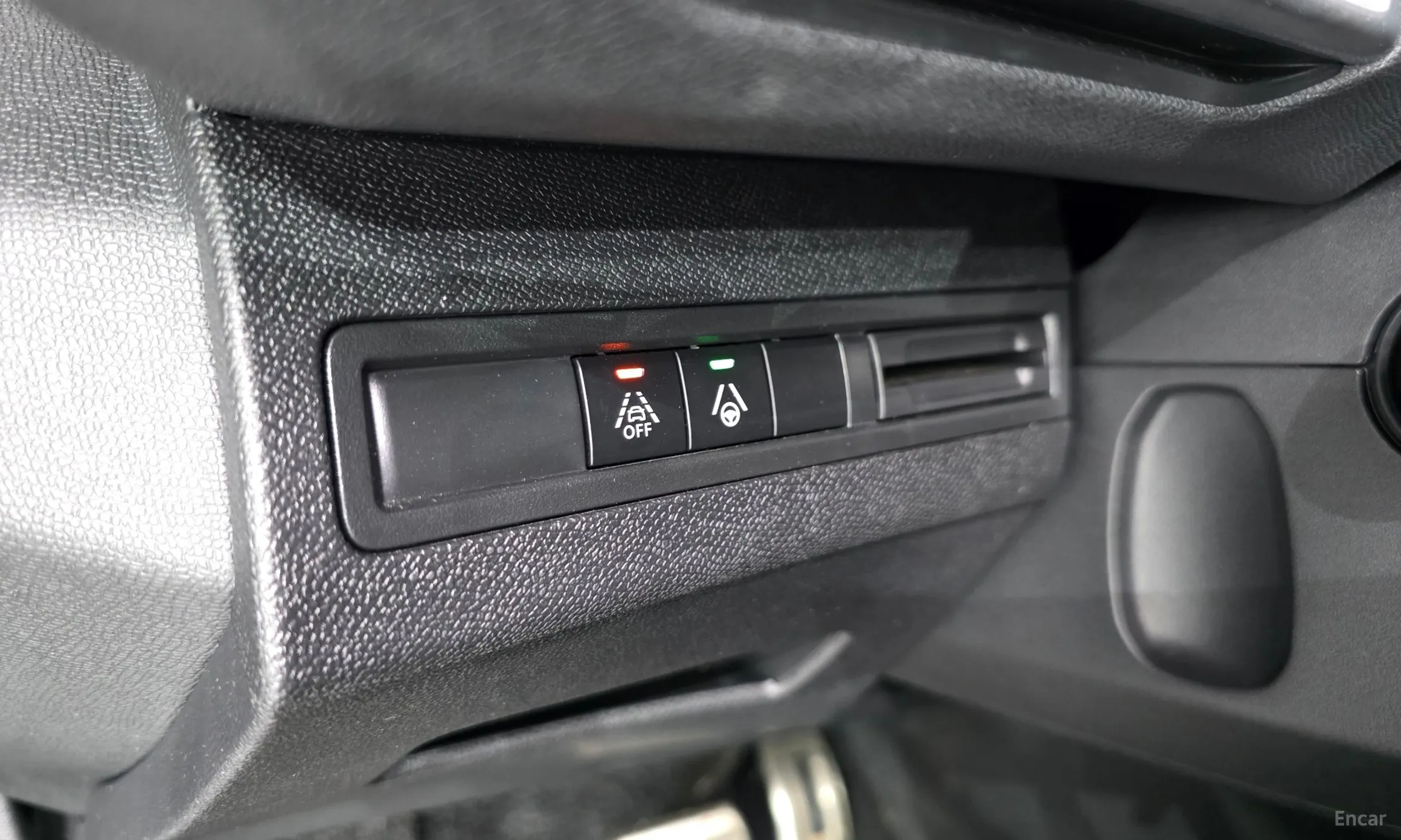 Peugeot 5008 2nd generation превью 19
