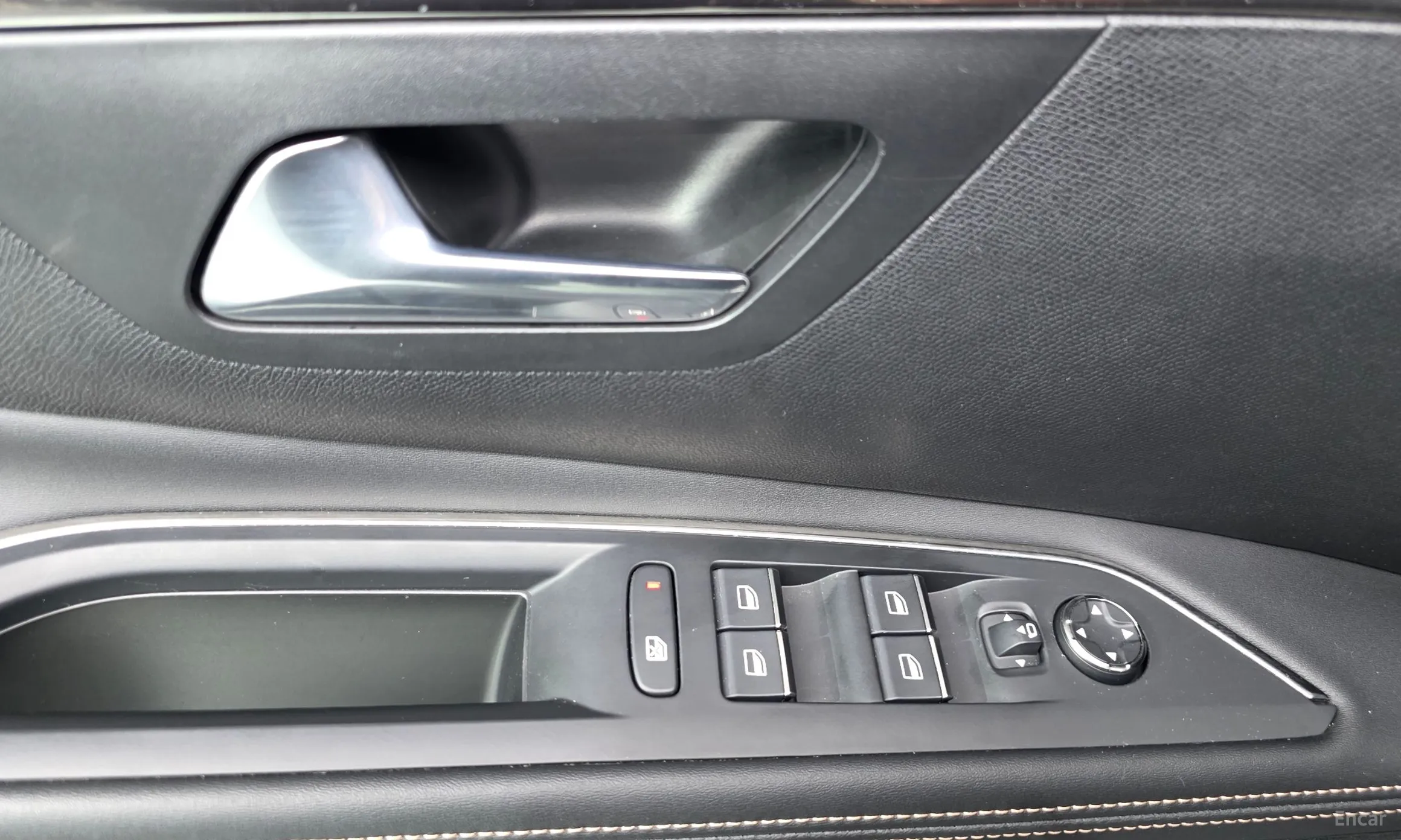 Peugeot 5008 2nd generation превью 20