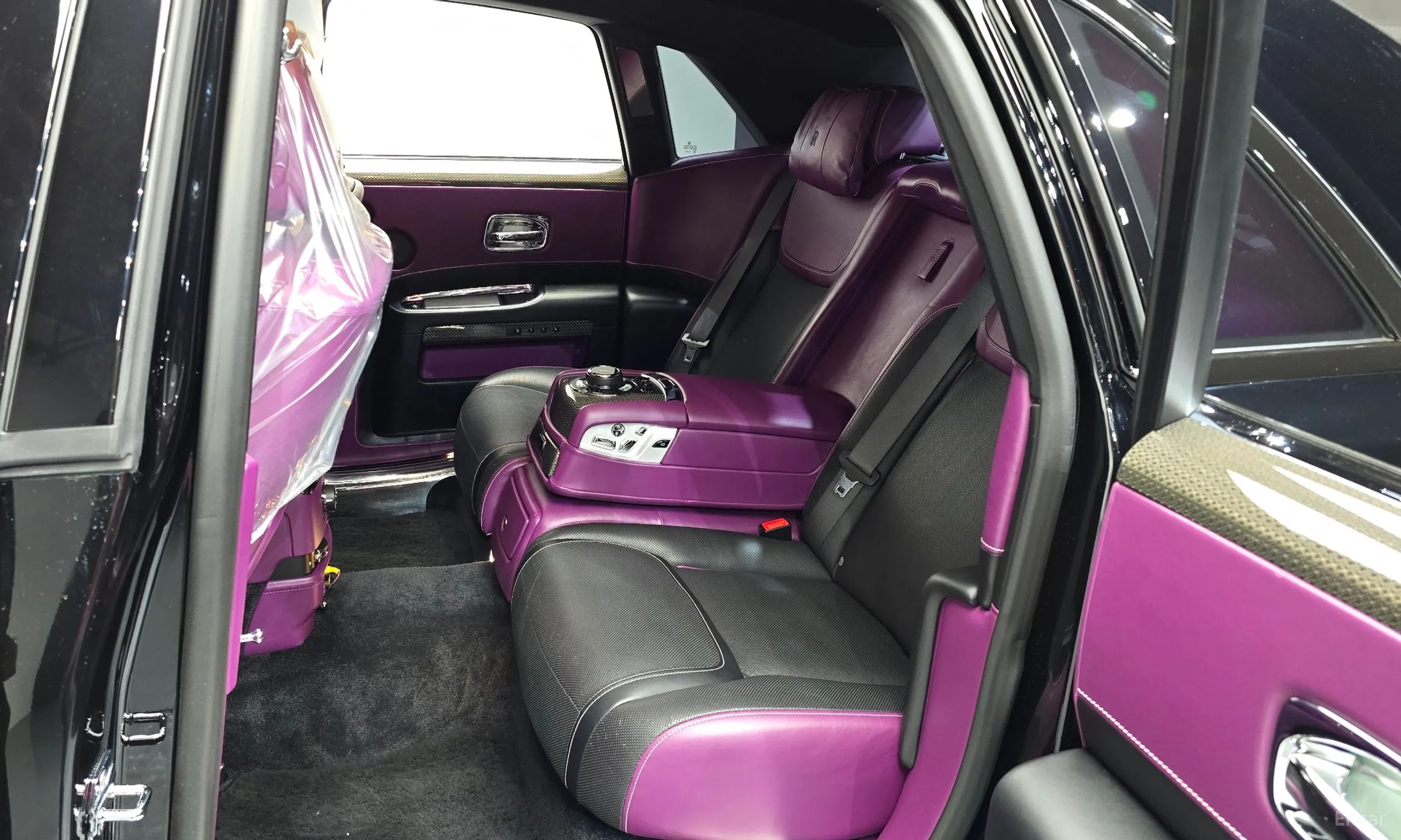 Rolls-Royce Ghost превью 11
