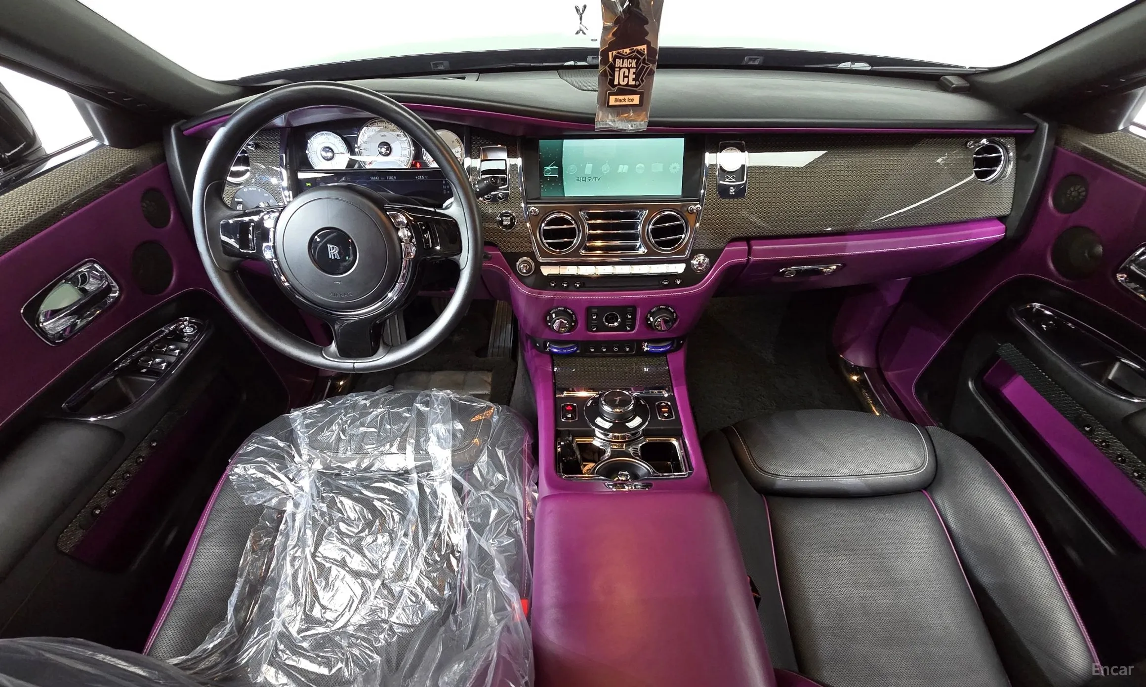 Rolls-Royce Ghost превью 7