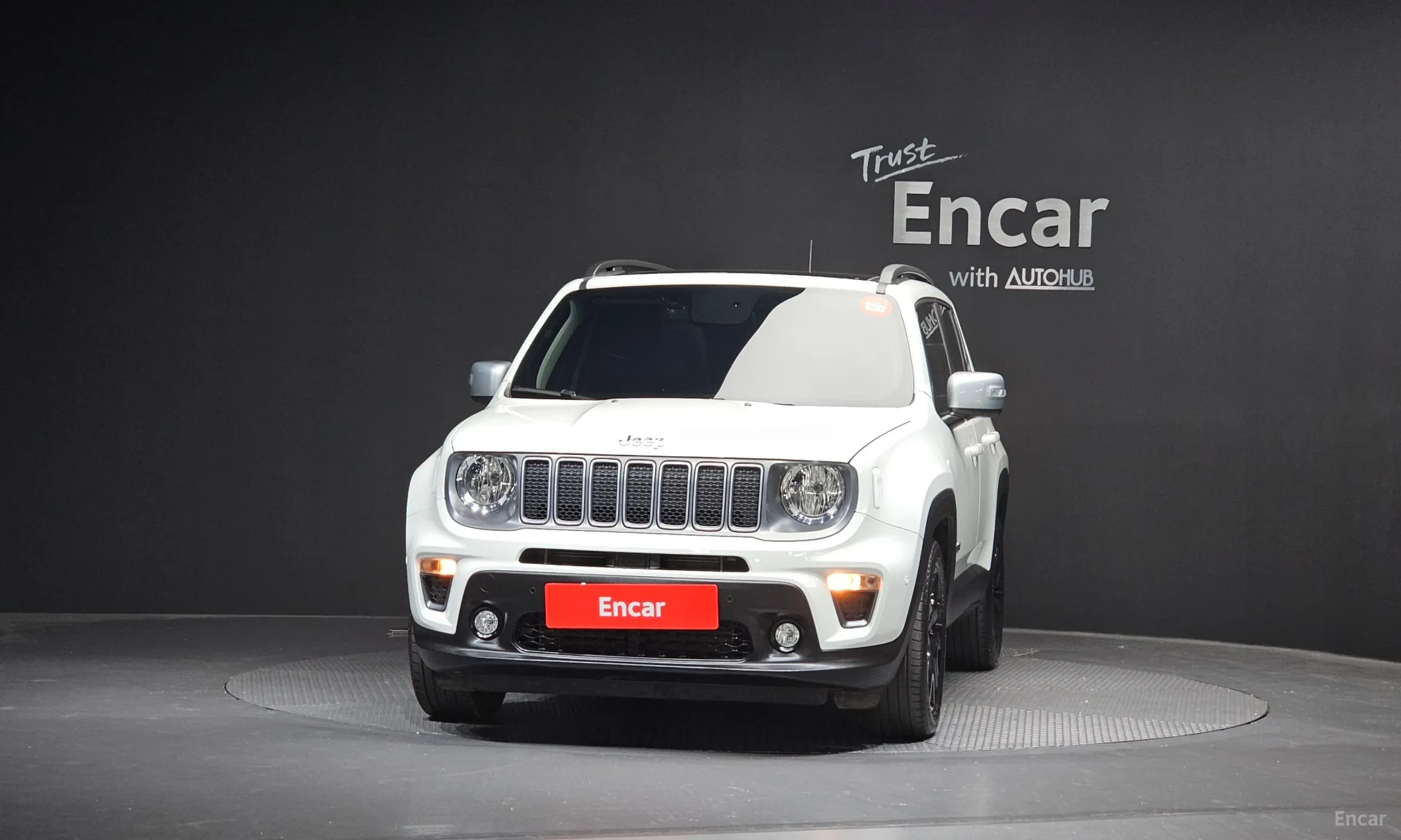 Jeep Renegade превью 3