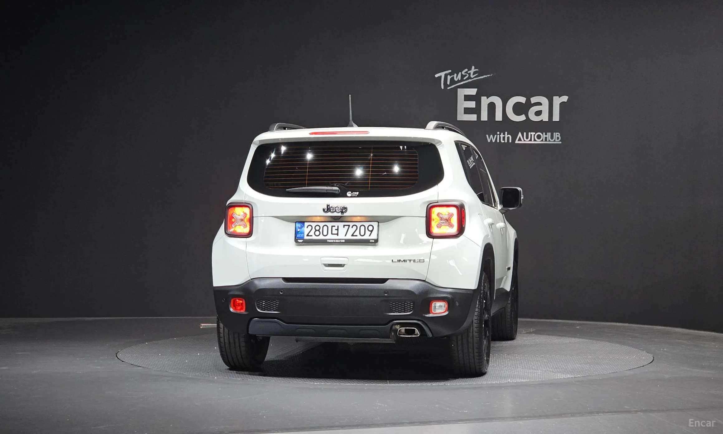 Jeep Renegade превью 4