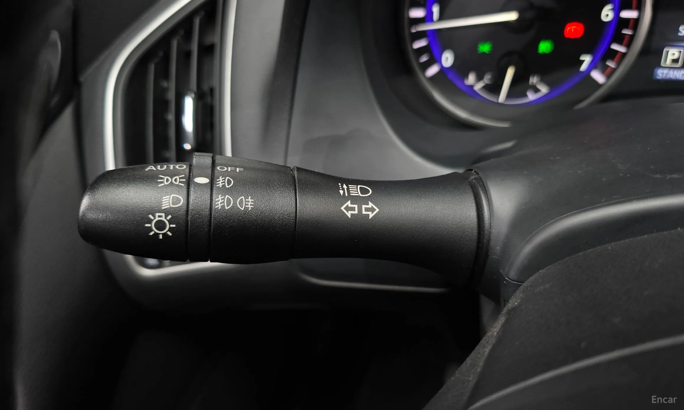 Infiniti Q50 превью 19