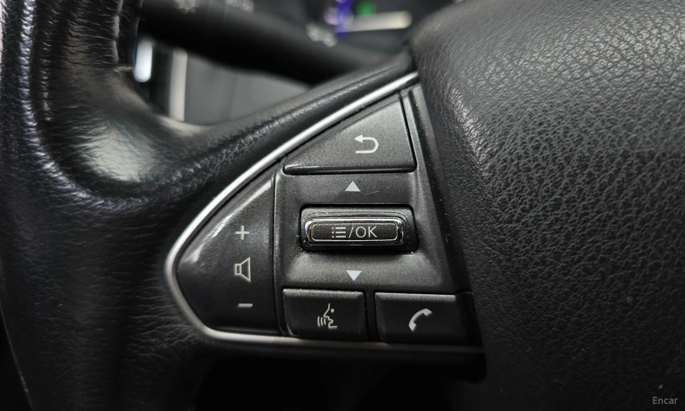Infiniti Q50 превью 20