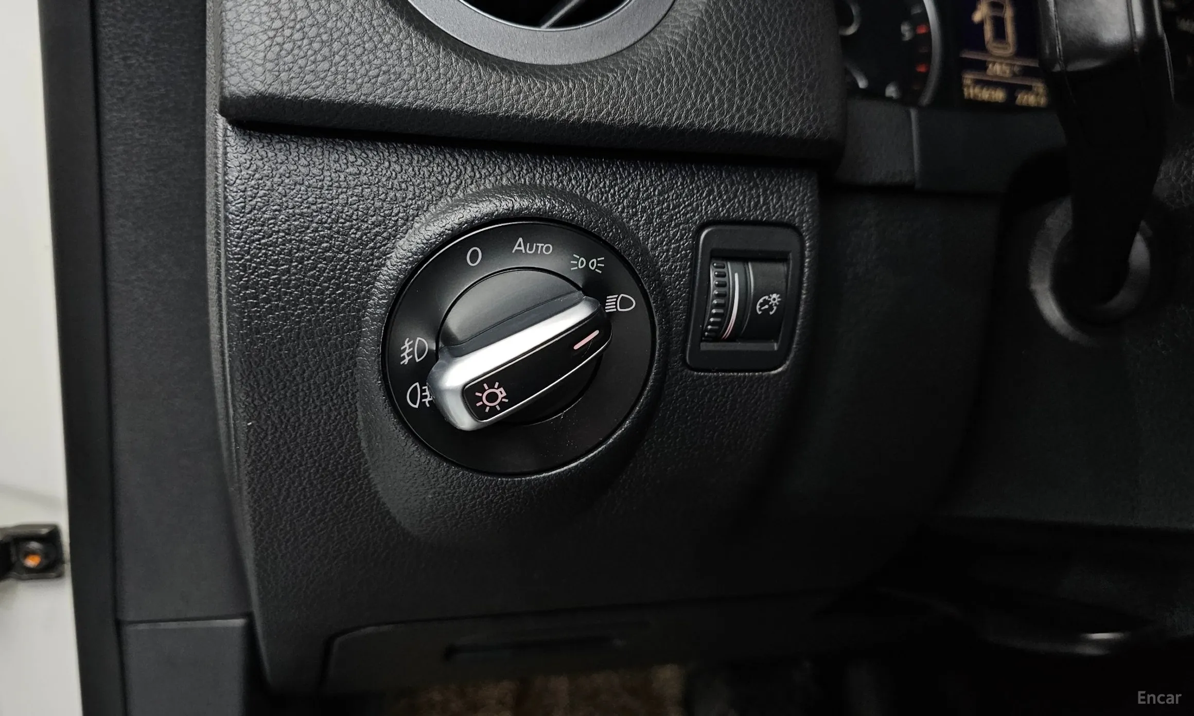 Volkswagen New Tiguan превью 15